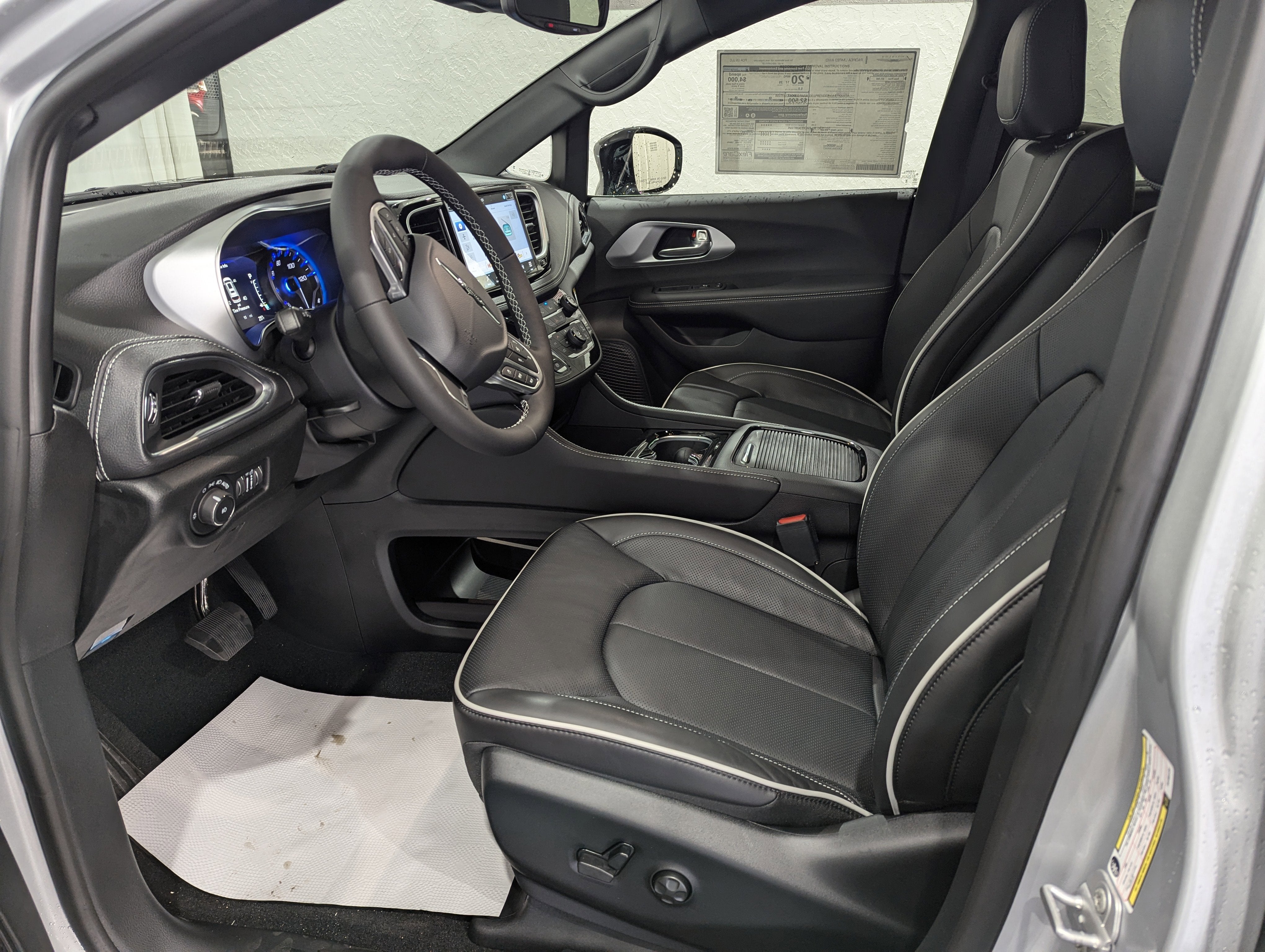 2026 Chrysler Pacifica PACIFICA LIMITED AWD