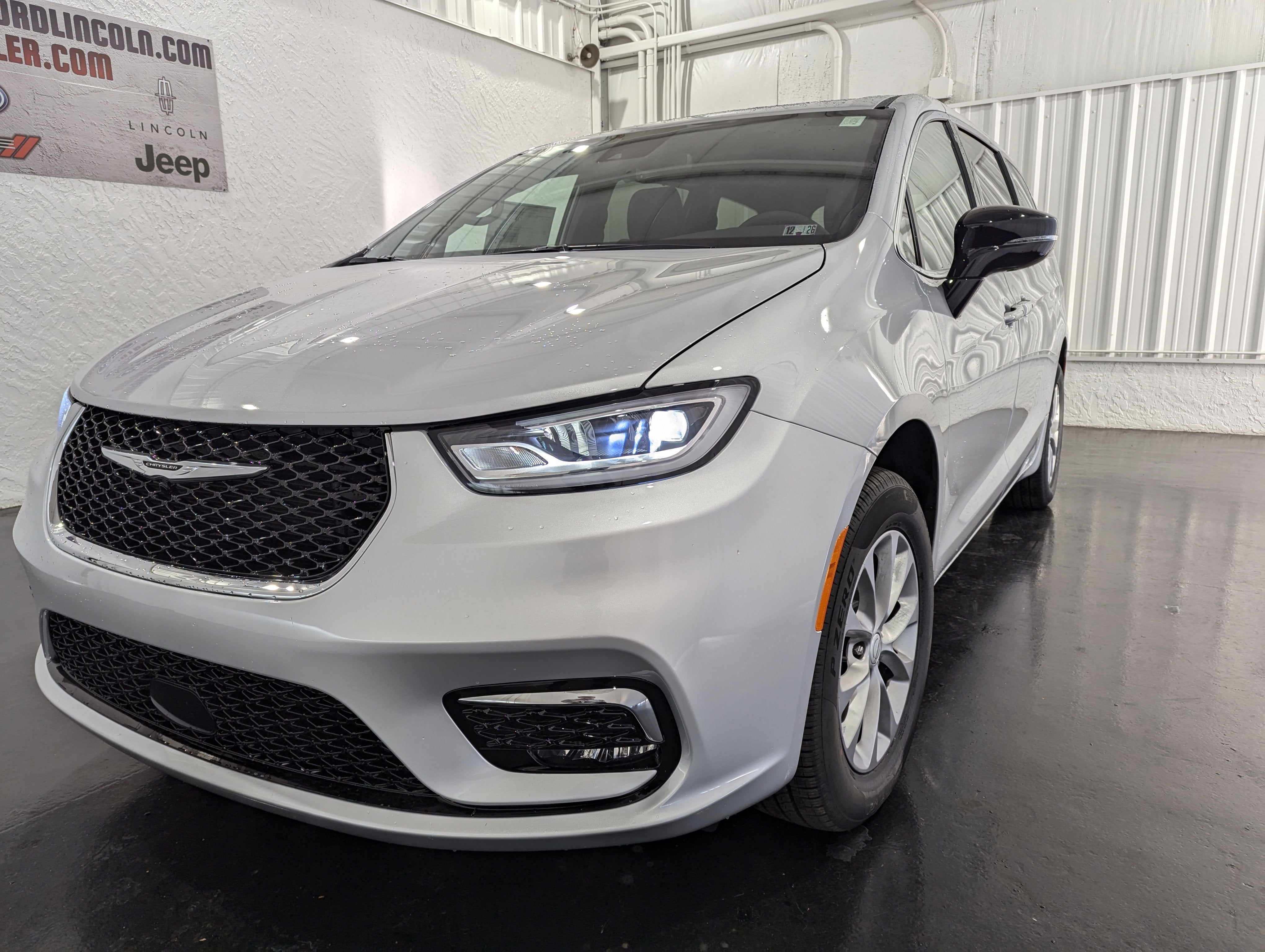 2026 Chrysler Pacifica PACIFICA LIMITED AWD