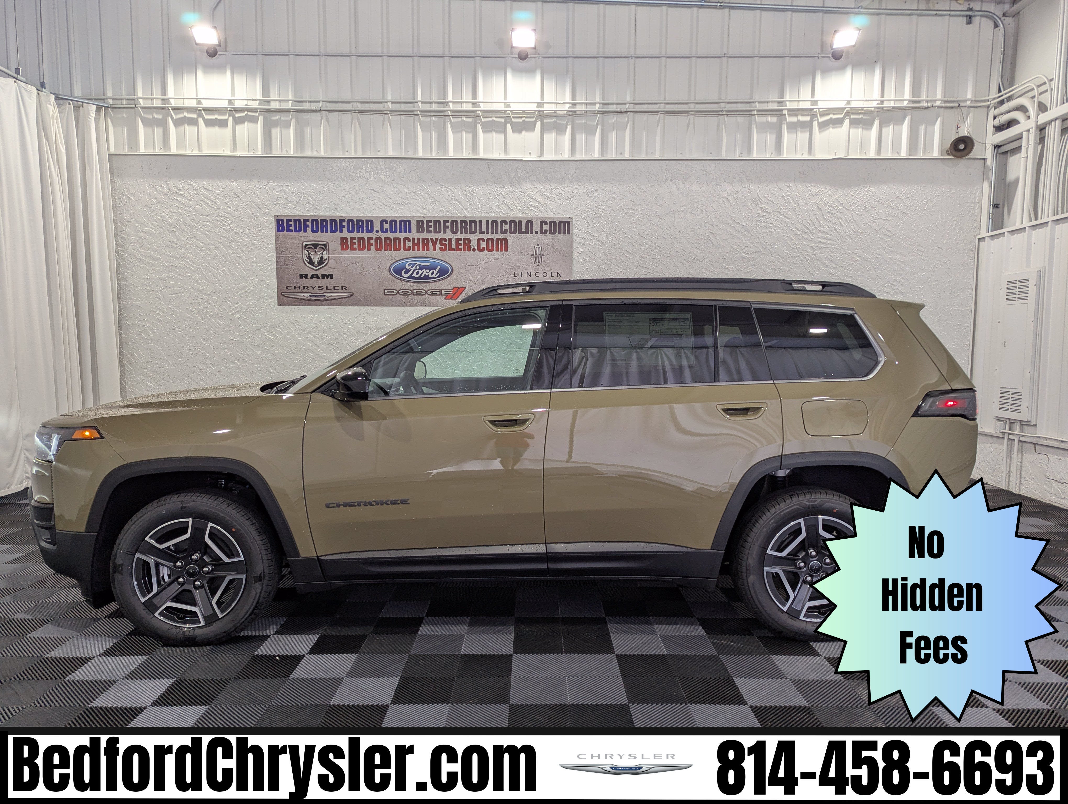 2026 Jeep Cherokee CHEROKEE LAREDO 4X4
