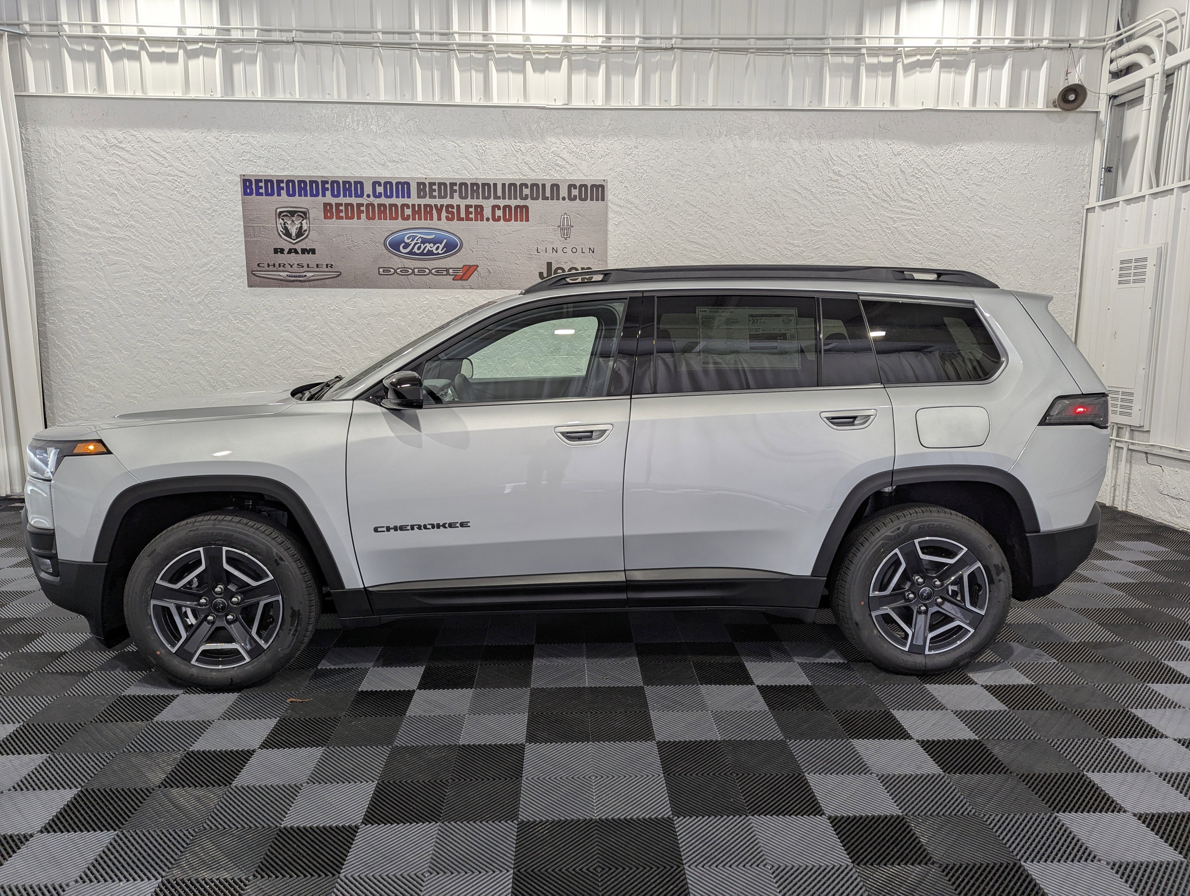 2026 Jeep Cherokee CHEROKEE LIMITED 4X4