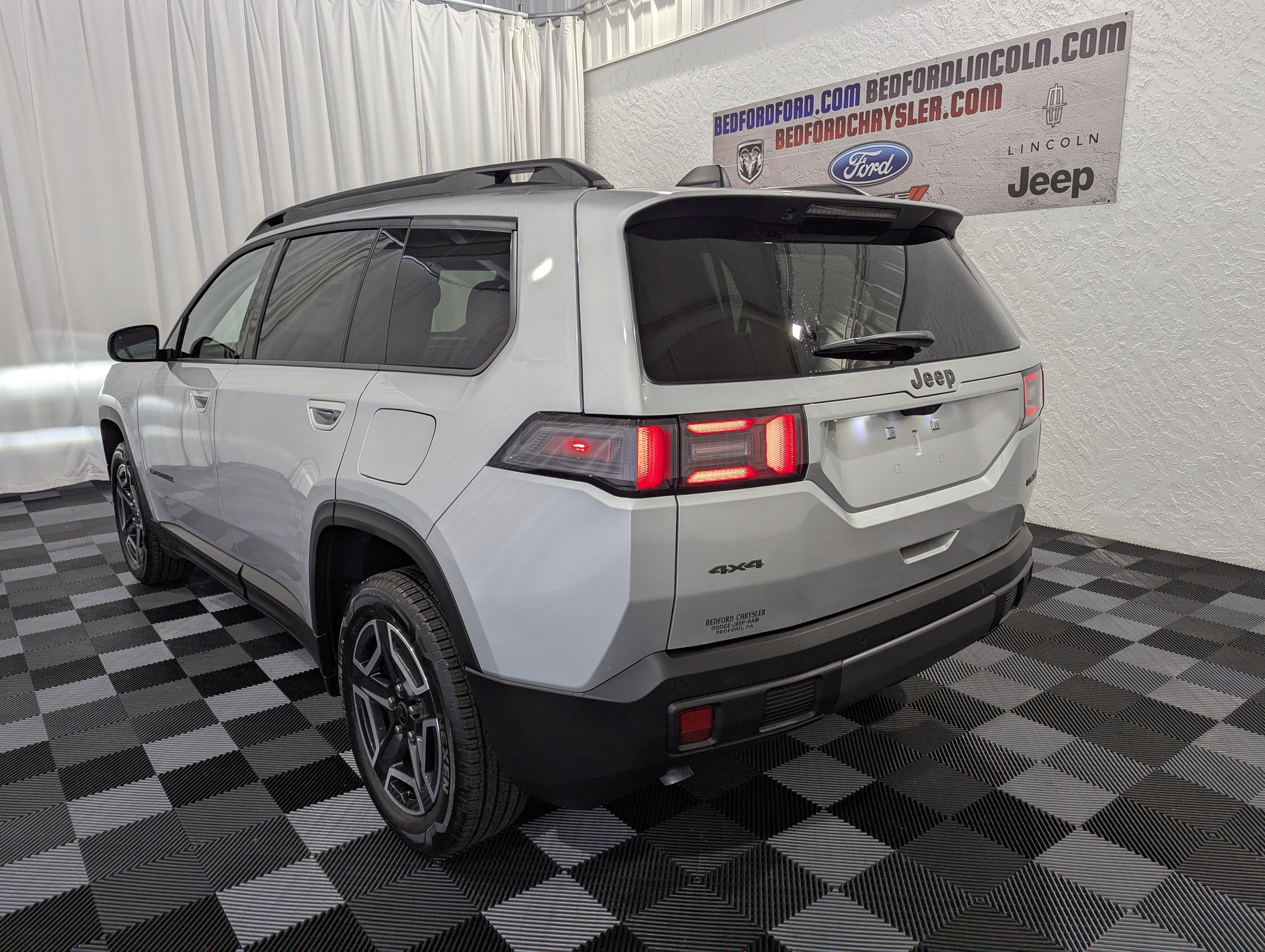 2026 Jeep Cherokee CHEROKEE LIMITED 4X4