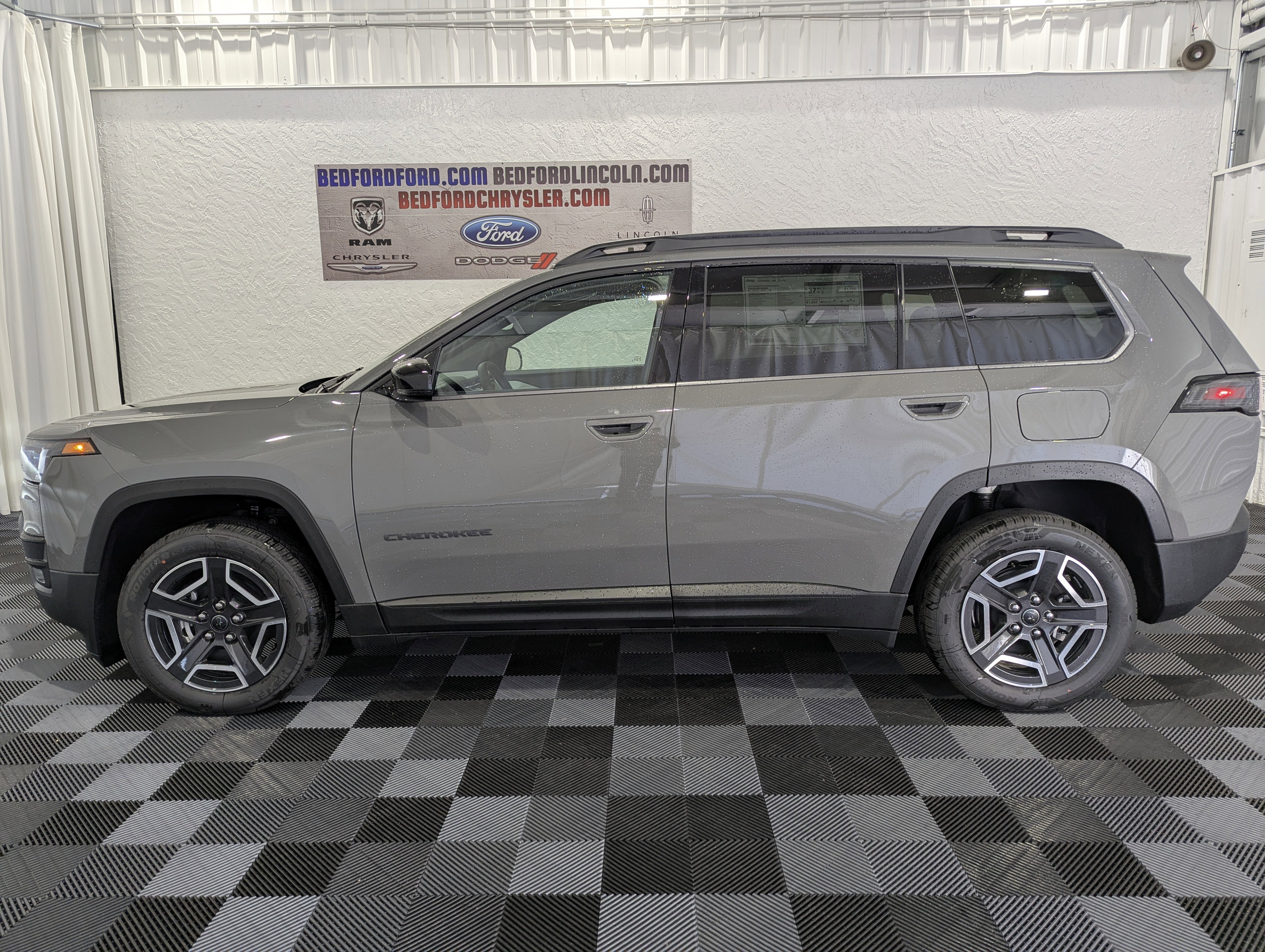 2026 Jeep Cherokee CHEROKEE LIMITED 4X4