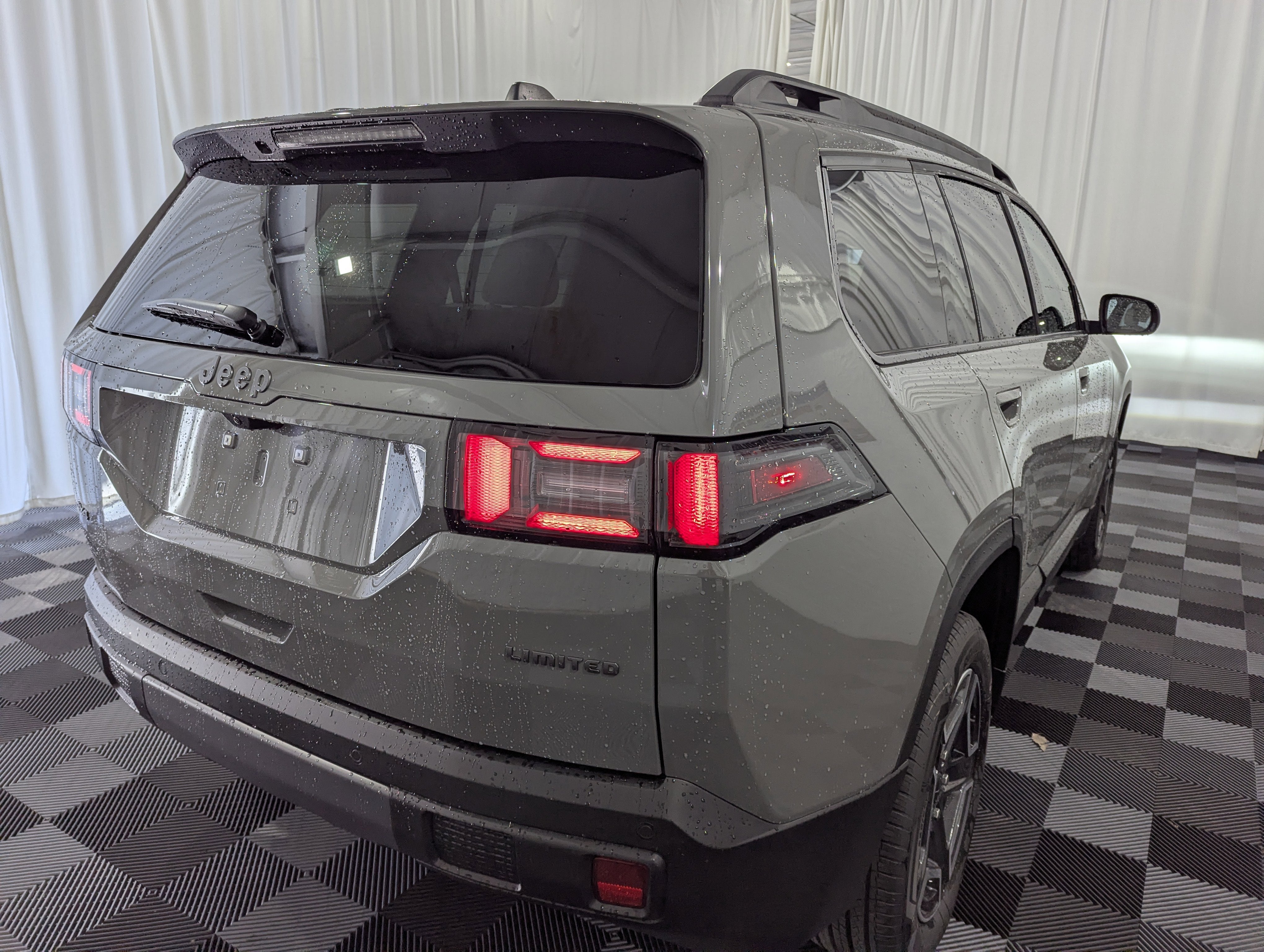 2026 Jeep Cherokee CHEROKEE LIMITED 4X4