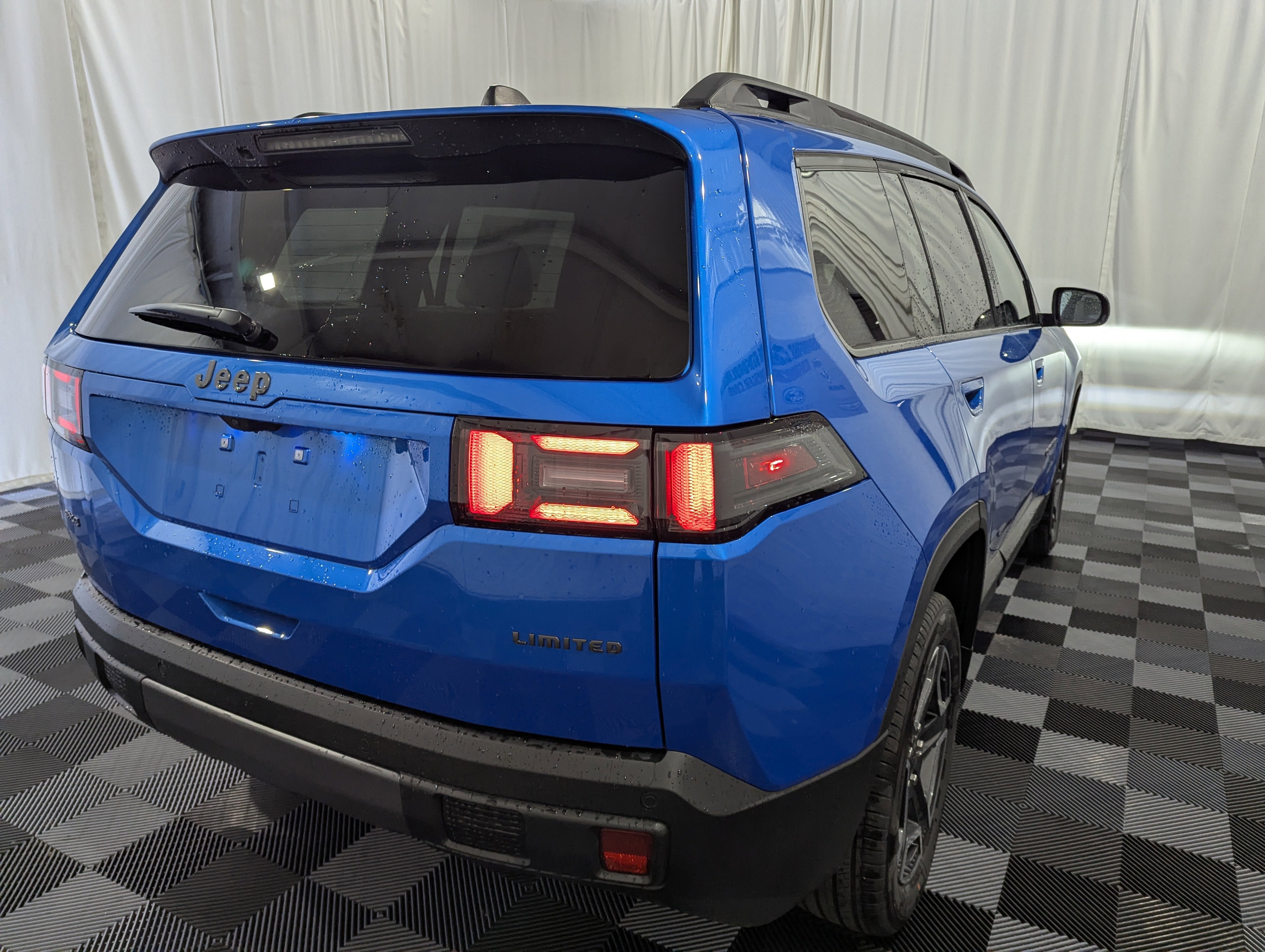 2026 Jeep Cherokee CHEROKEE LIMITED 4X4