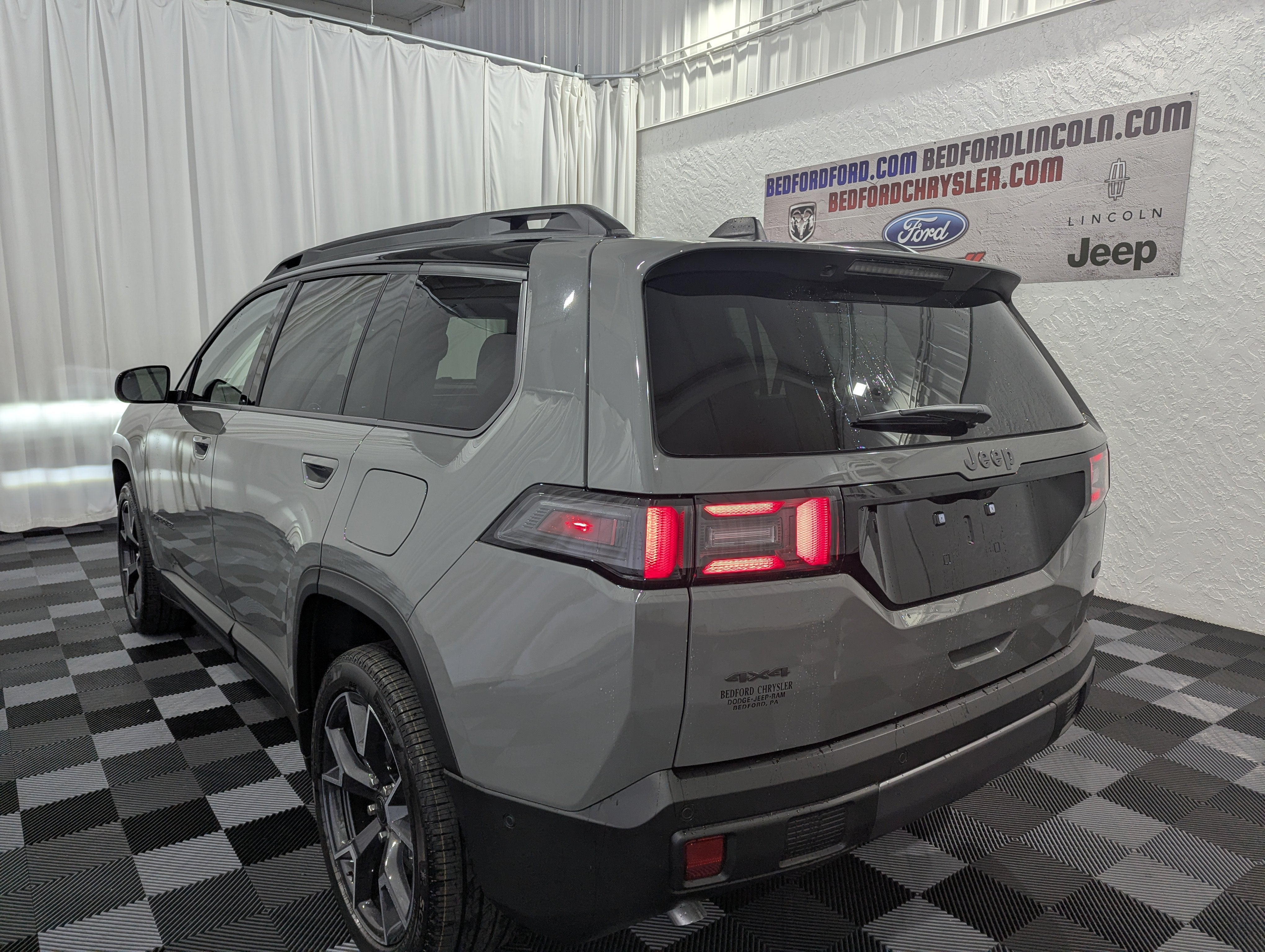 2026 Jeep Cherokee CHEROKEE OVERLAND 4X4