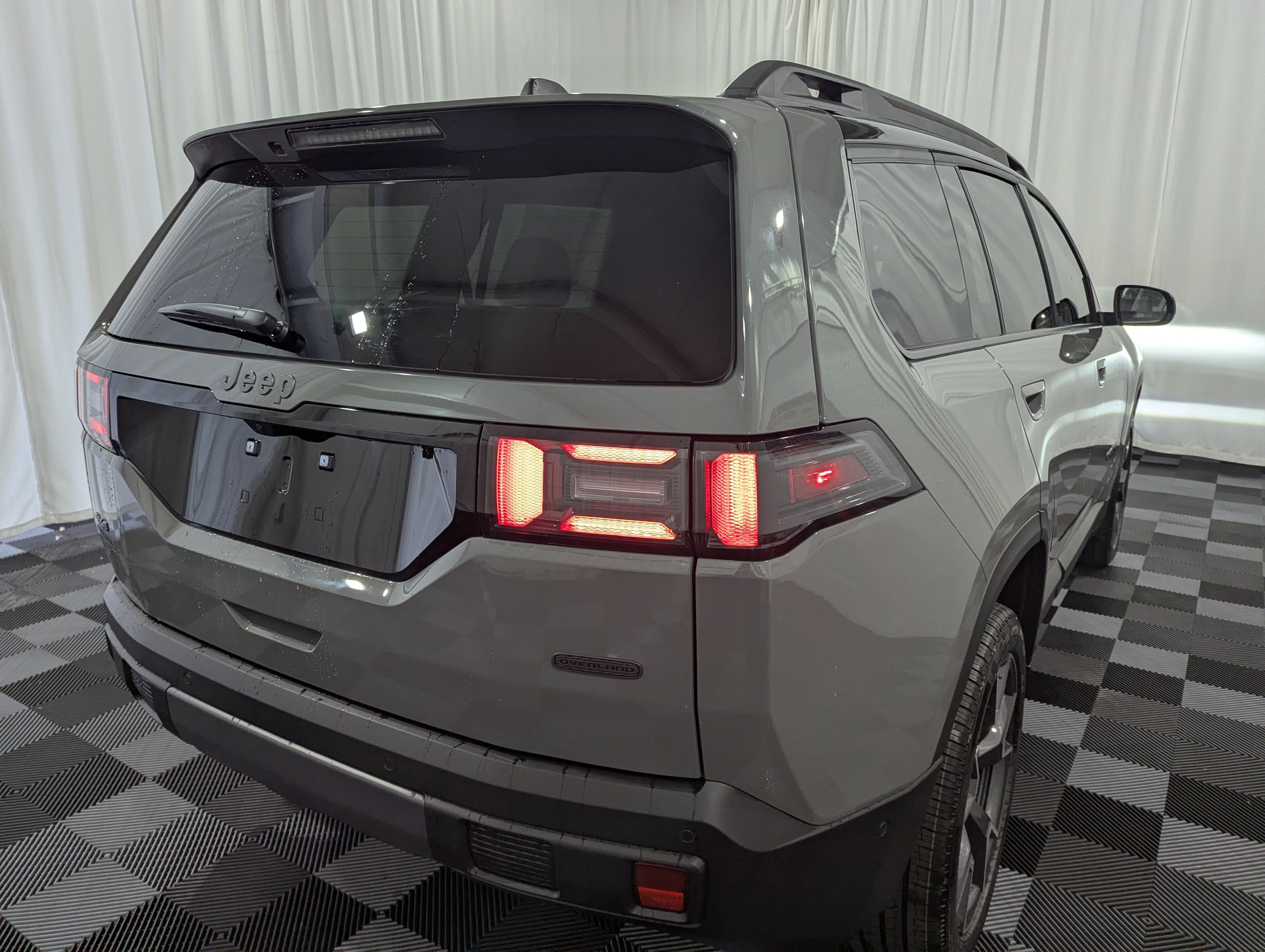 2026 Jeep Cherokee CHEROKEE OVERLAND 4X4