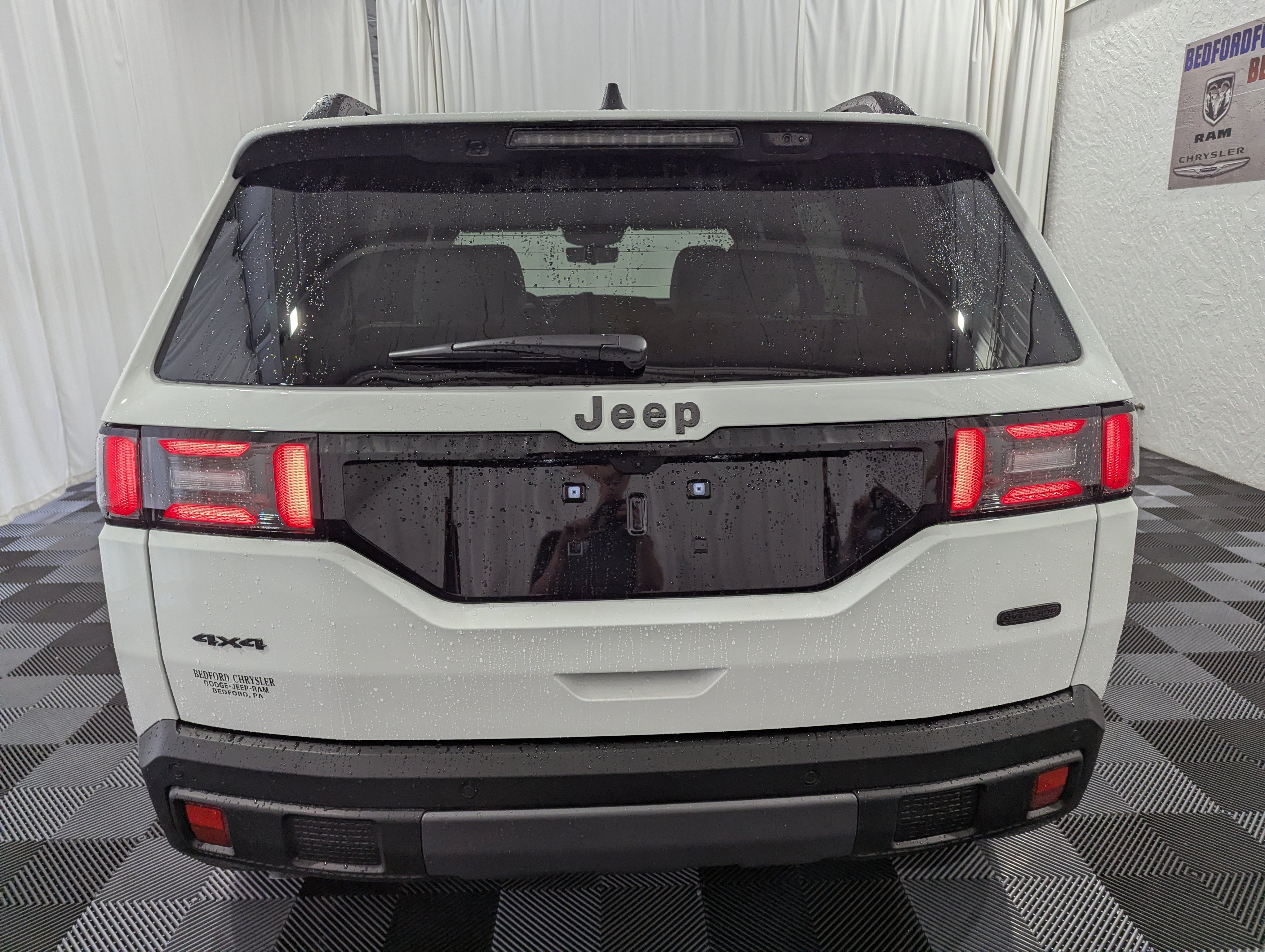 2026 Jeep Cherokee CHEROKEE OVERLAND 4X4