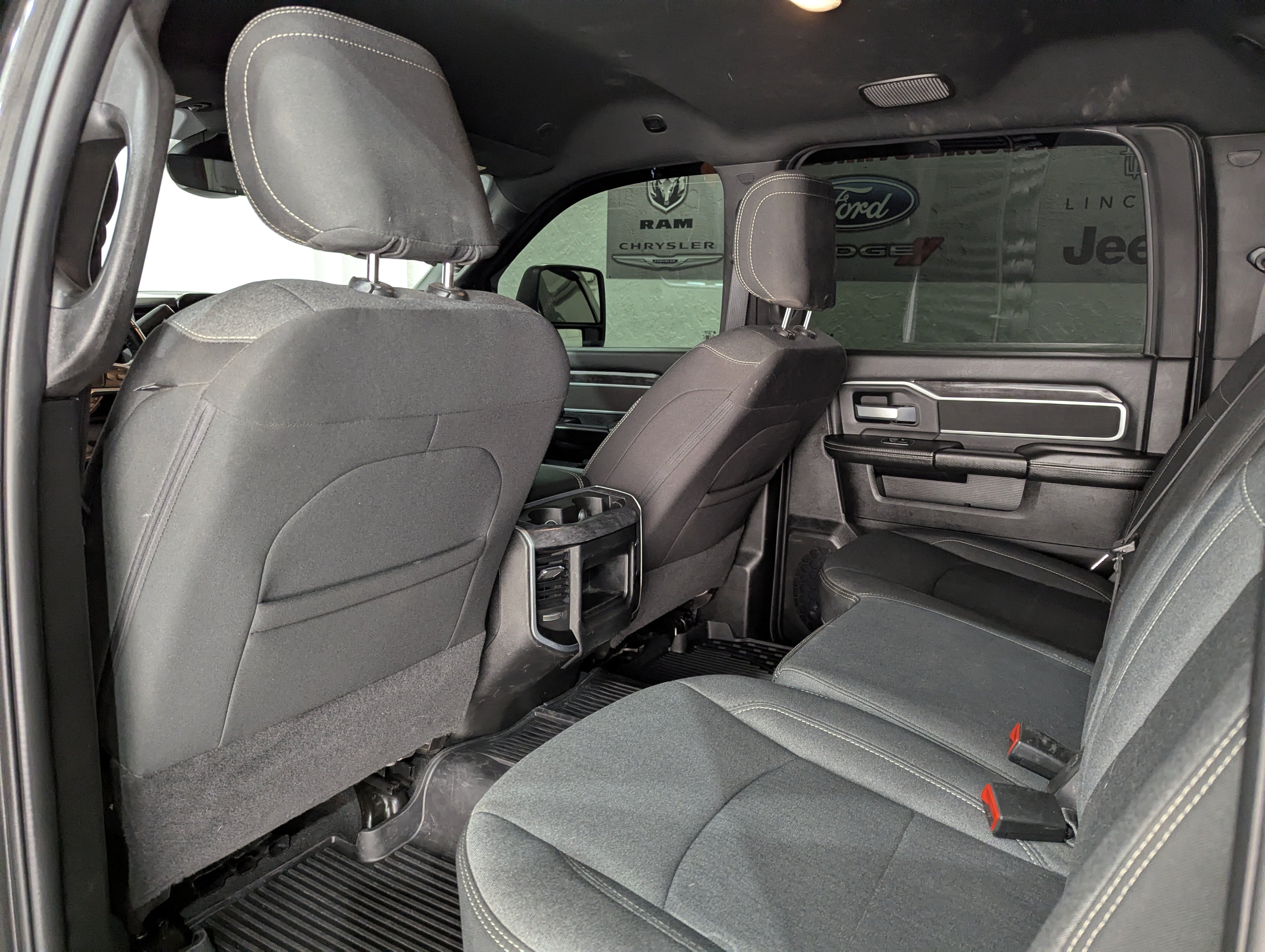 2024 RAM 3500 Big Horn Crew Cab 4x4 6'4' Box