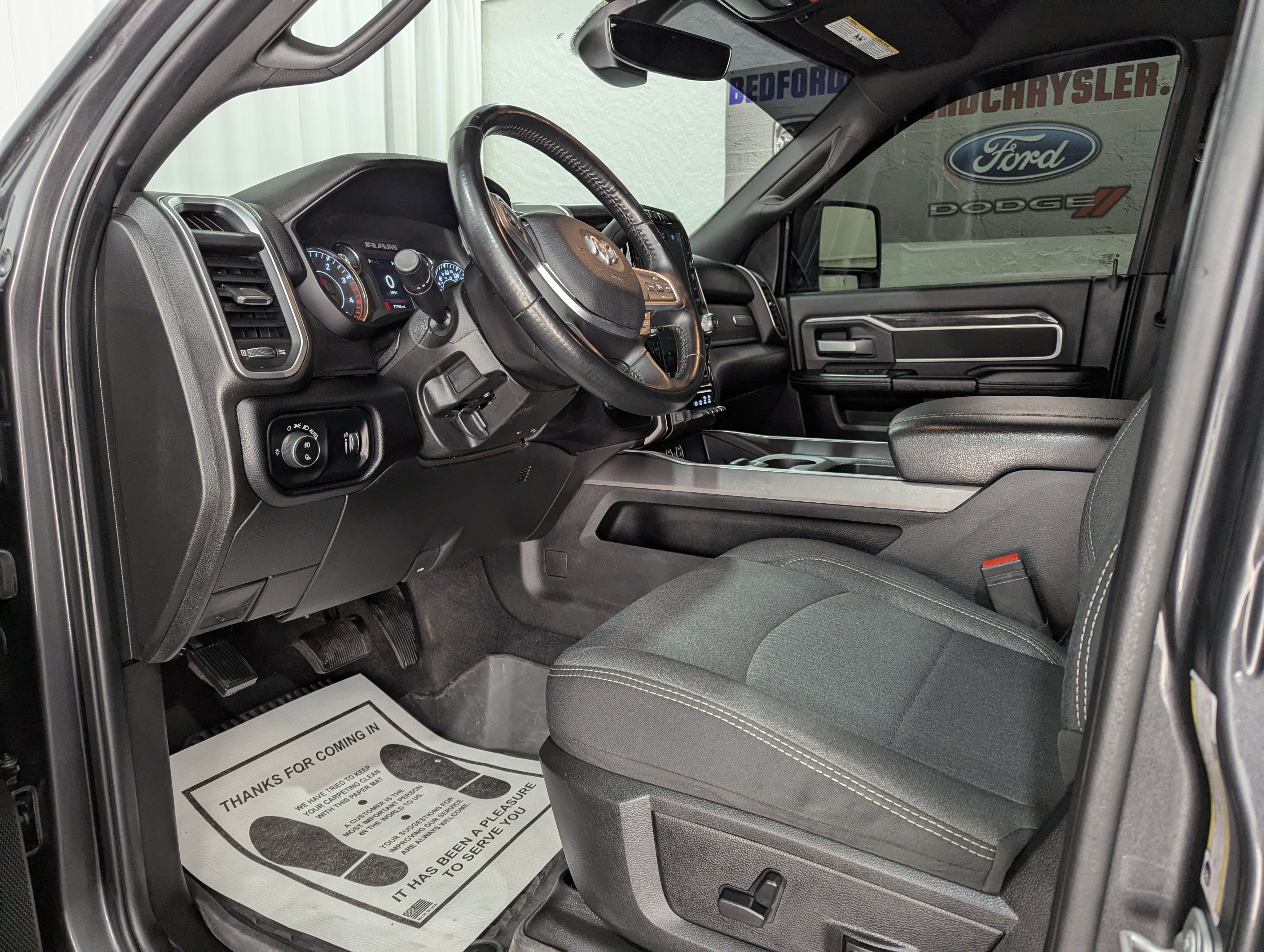 2024 RAM 3500 Big Horn Crew Cab 4x4 6'4' Box
