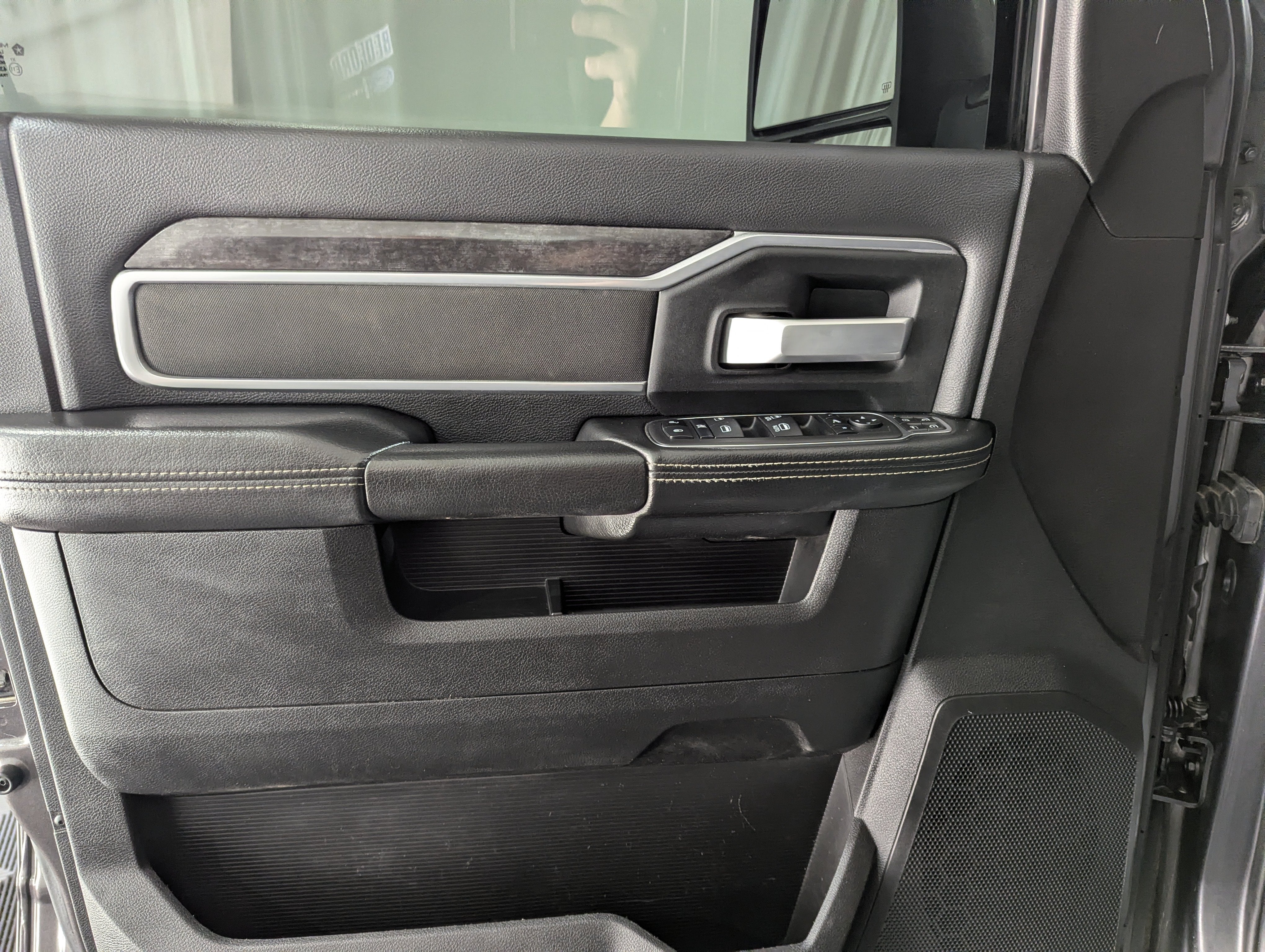 2024 RAM 3500 Big Horn Crew Cab 4x4 6'4' Box