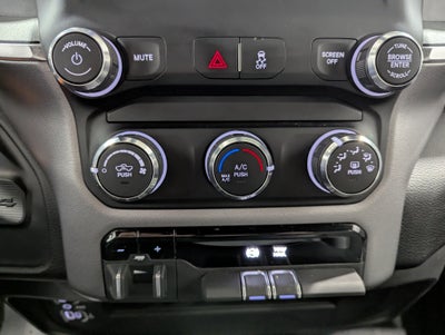 2024 RAM 3500 Big Horn Crew Cab 4x4 8' Box