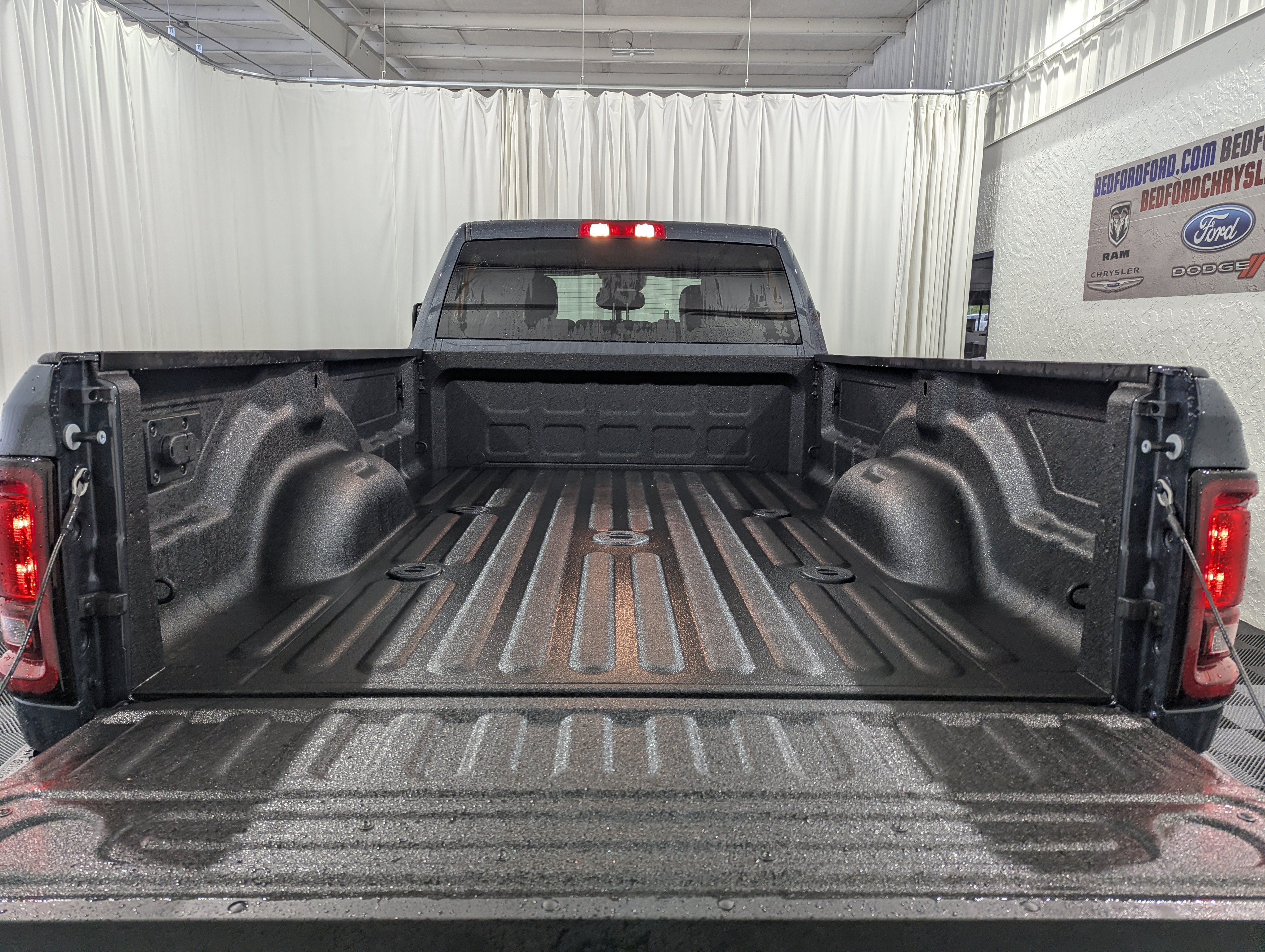 2027 RAM 3500 RAM 3500 BIG HORN CREW CAB 4X4 8' BOX