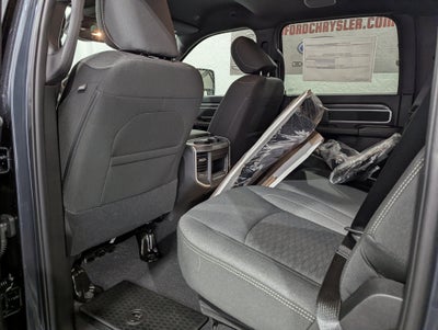 2027 RAM 3500 RAM 3500 BIG HORN CREW CAB 4X4 8' BOX