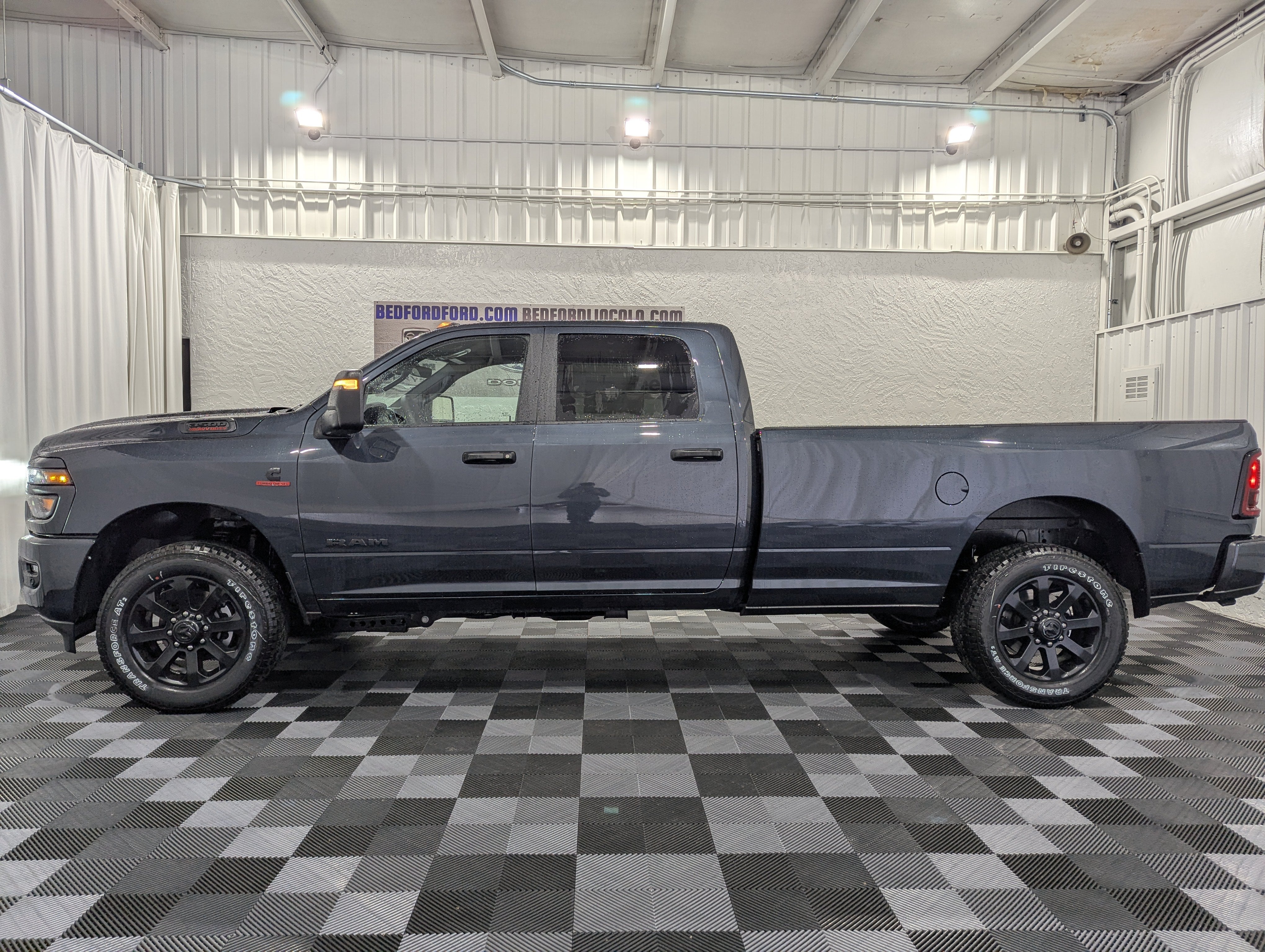 2027 RAM 3500 RAM 3500 BIG HORN CREW CAB 4X4 8' BOX