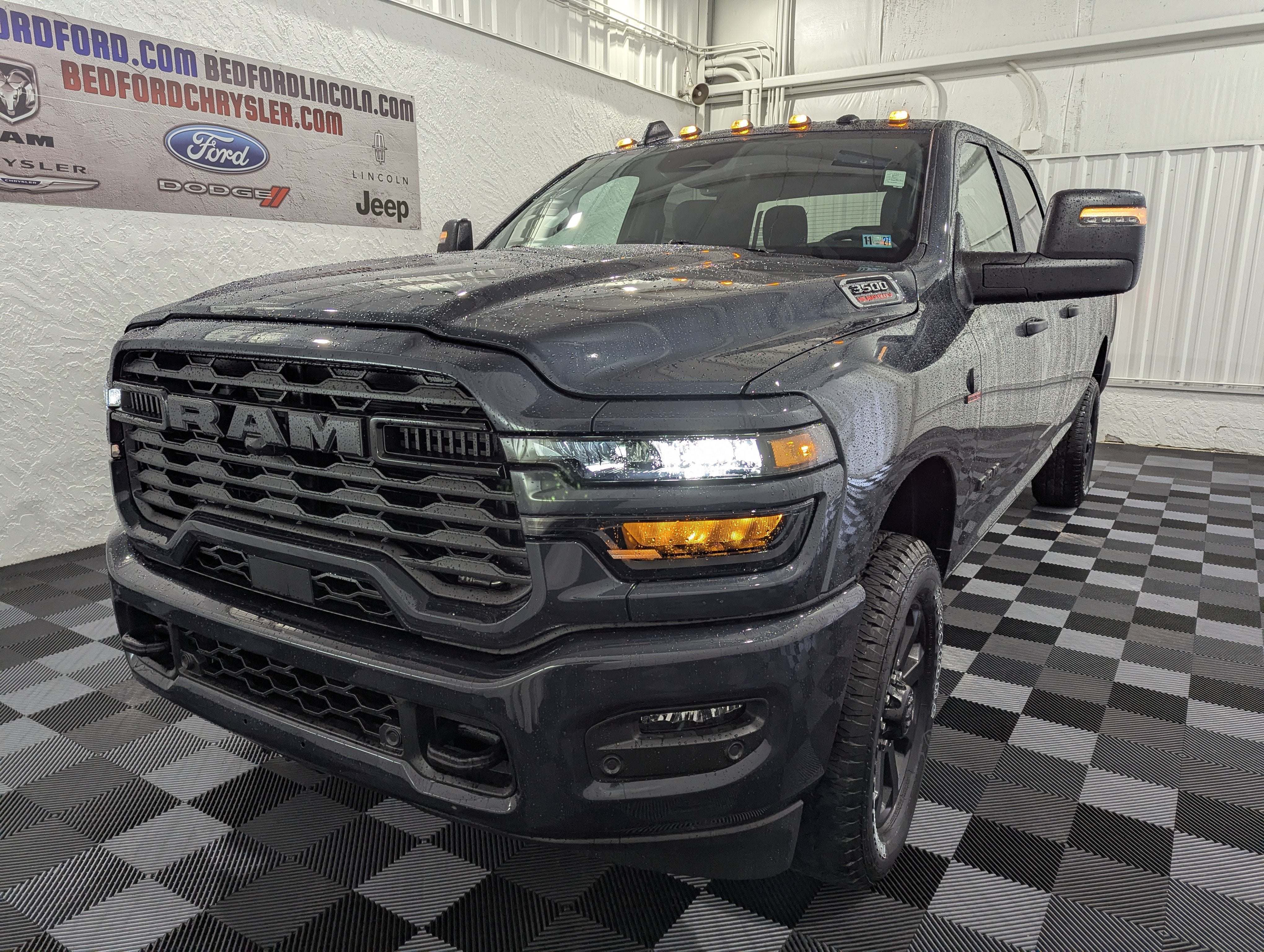 2027 RAM 3500 RAM 3500 BIG HORN CREW CAB 4X4 8' BOX