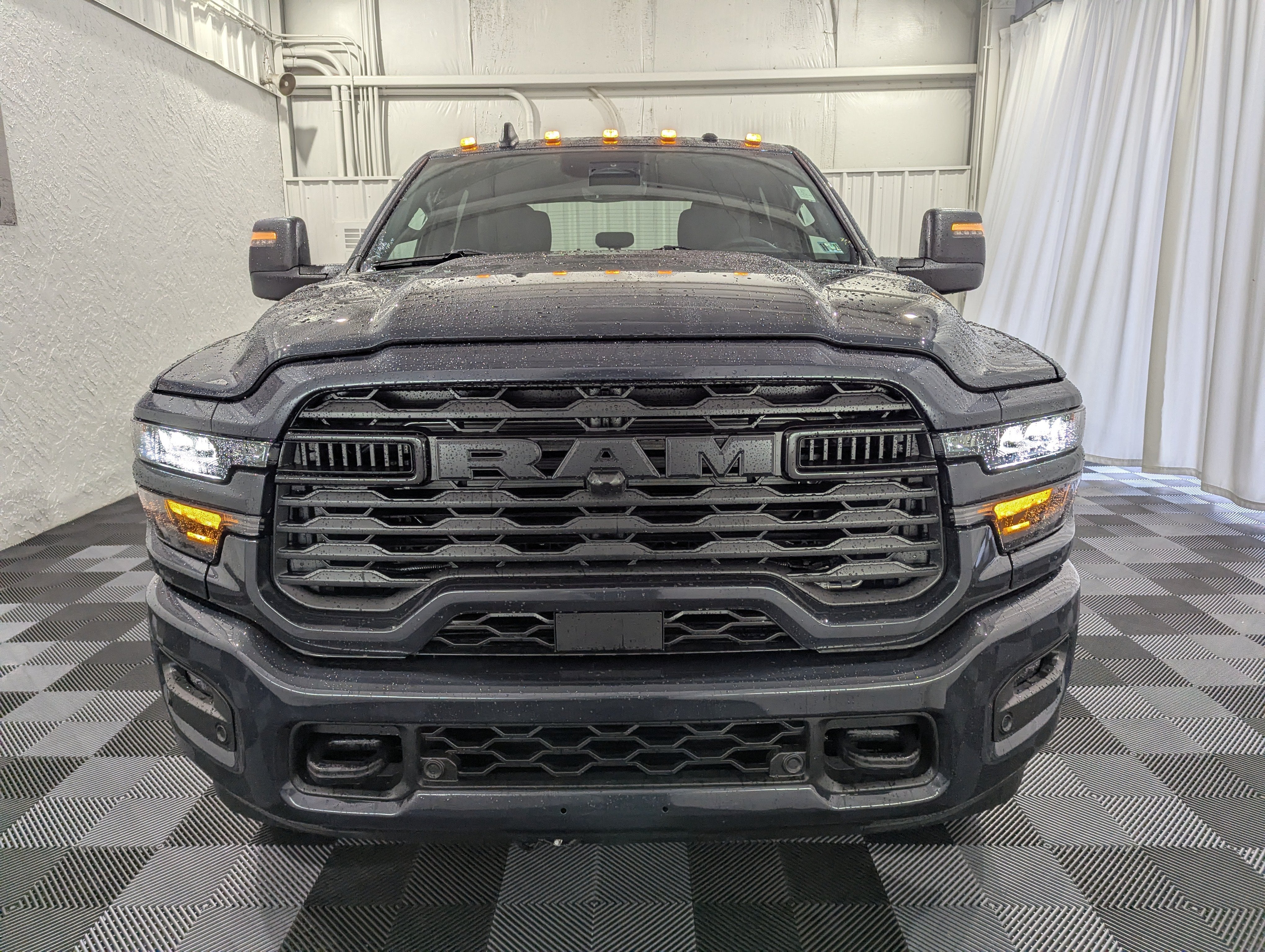 2027 RAM 3500 RAM 3500 BIG HORN CREW CAB 4X4 8' BOX