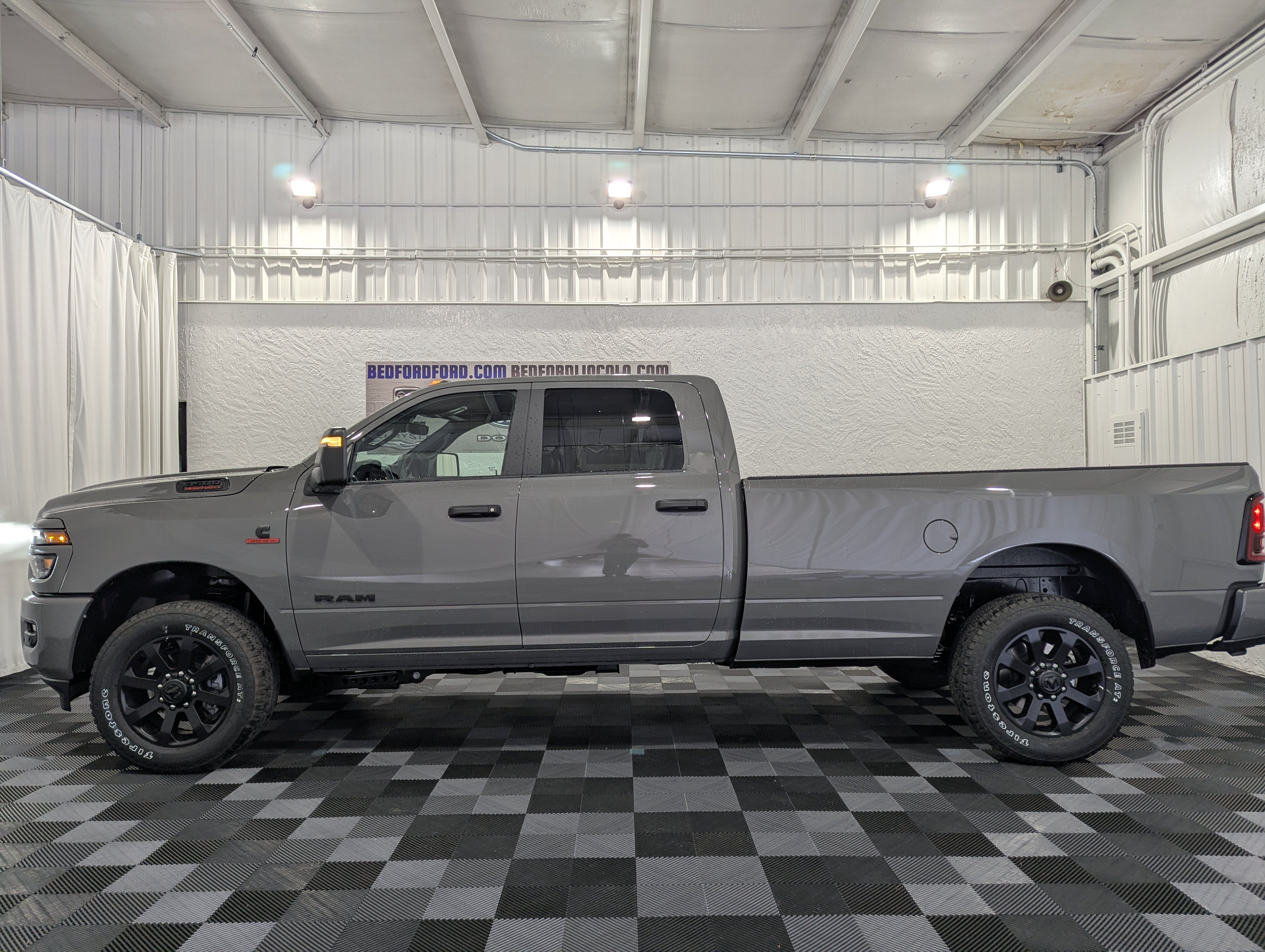 2027 RAM 3500 RAM 3500 BIG HORN CREW CAB 4X4 8' BOX
