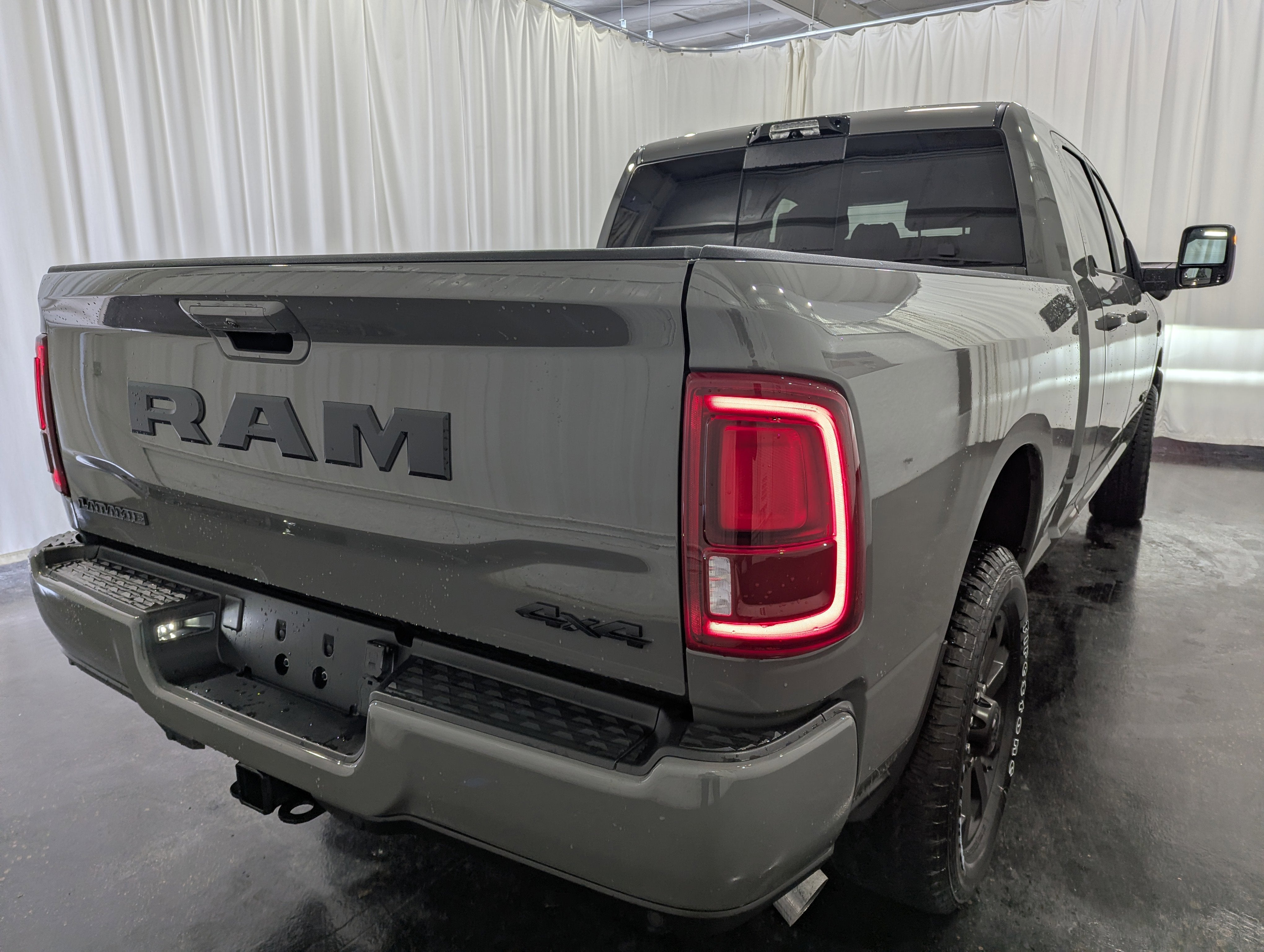 2026 RAM Ram 3500 RAM 3500 LARAMIE MEGA CAB 4X4 6'4' BOX