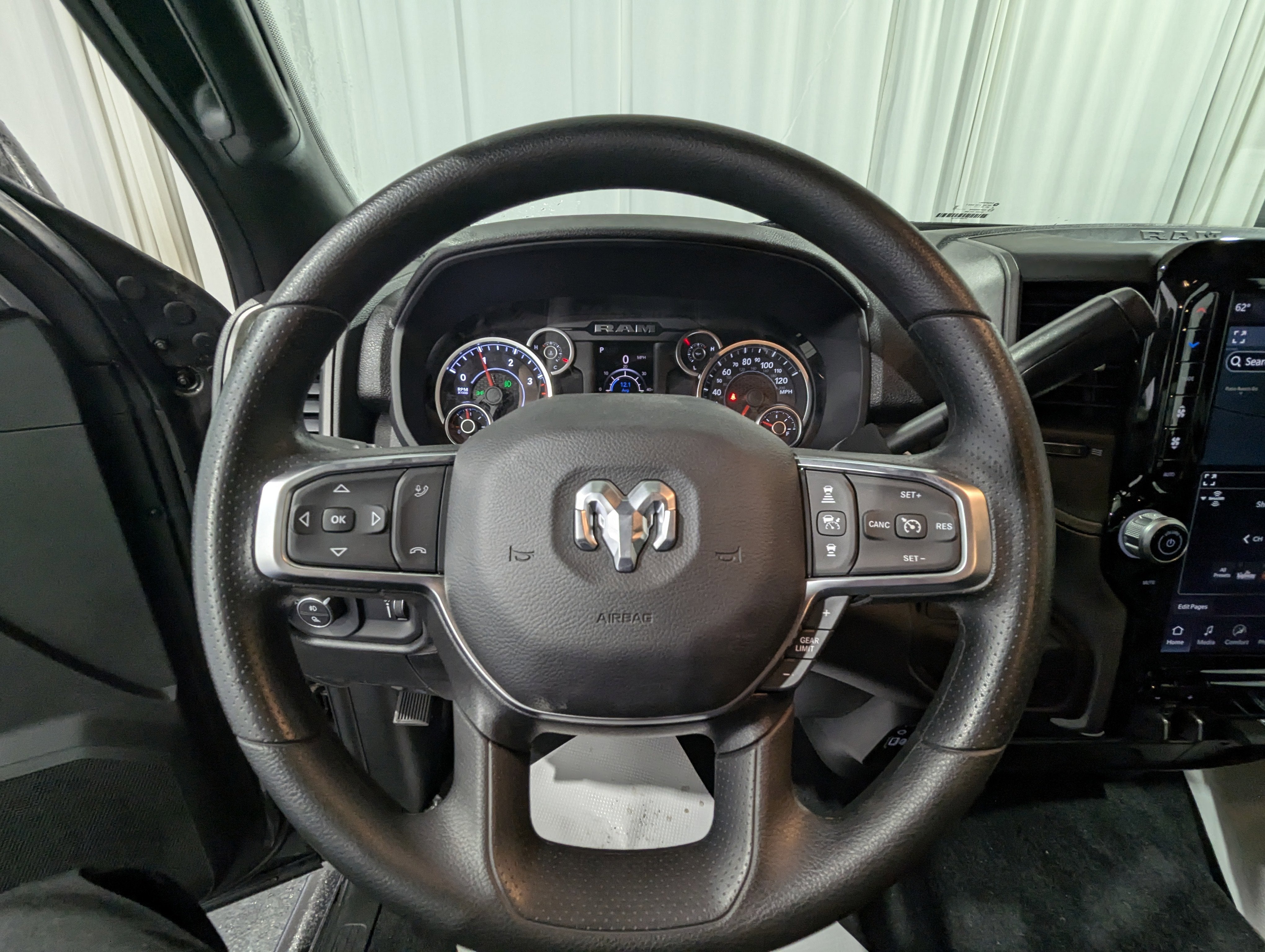 2025 RAM Ram 2500 RAM 2500 TRADESMAN CREW CAB 4X4 8' BOX