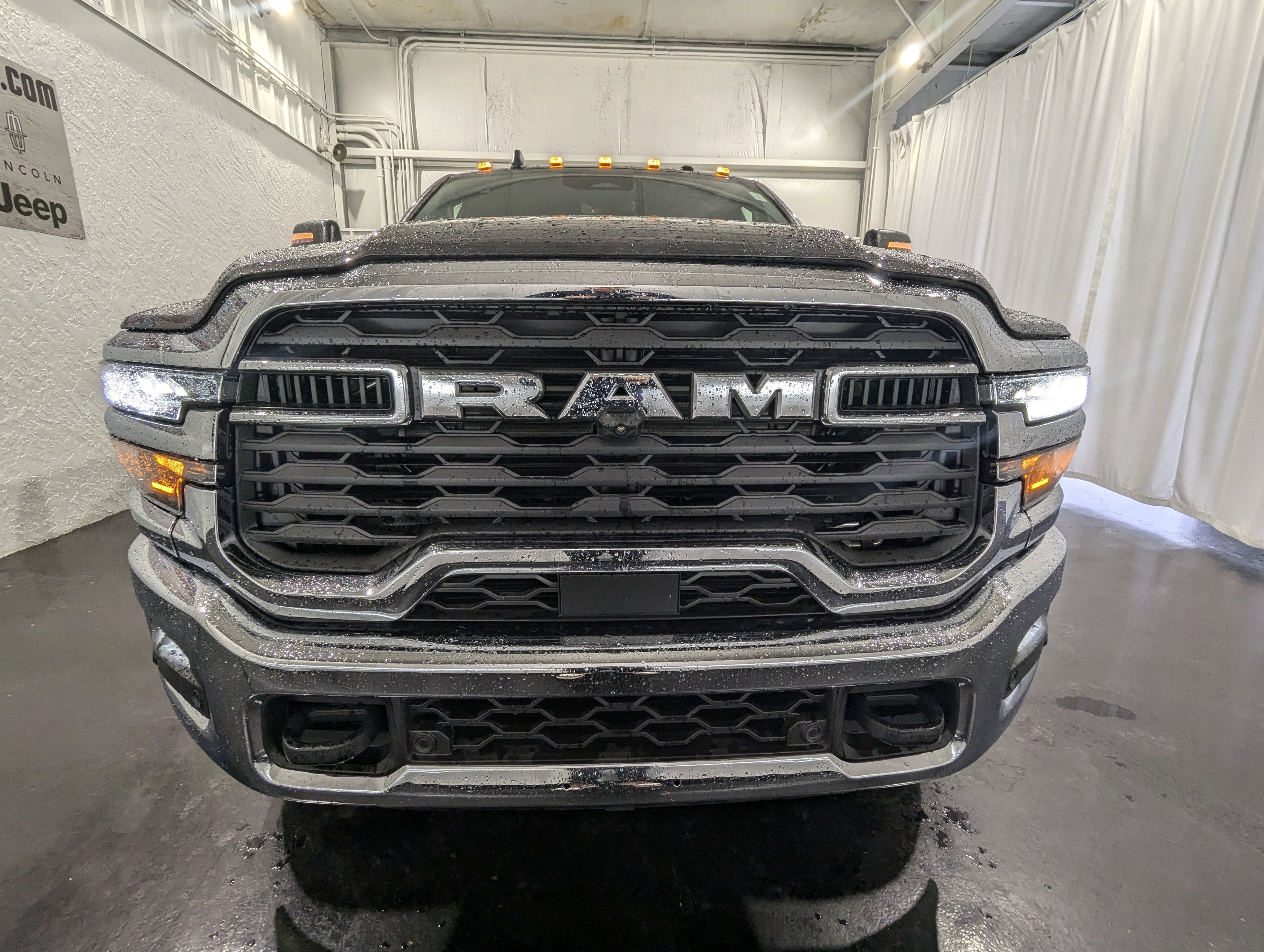 2025 RAM Ram 2500 RAM 2500 TRADESMAN CREW CAB 4X4 8' BOX
