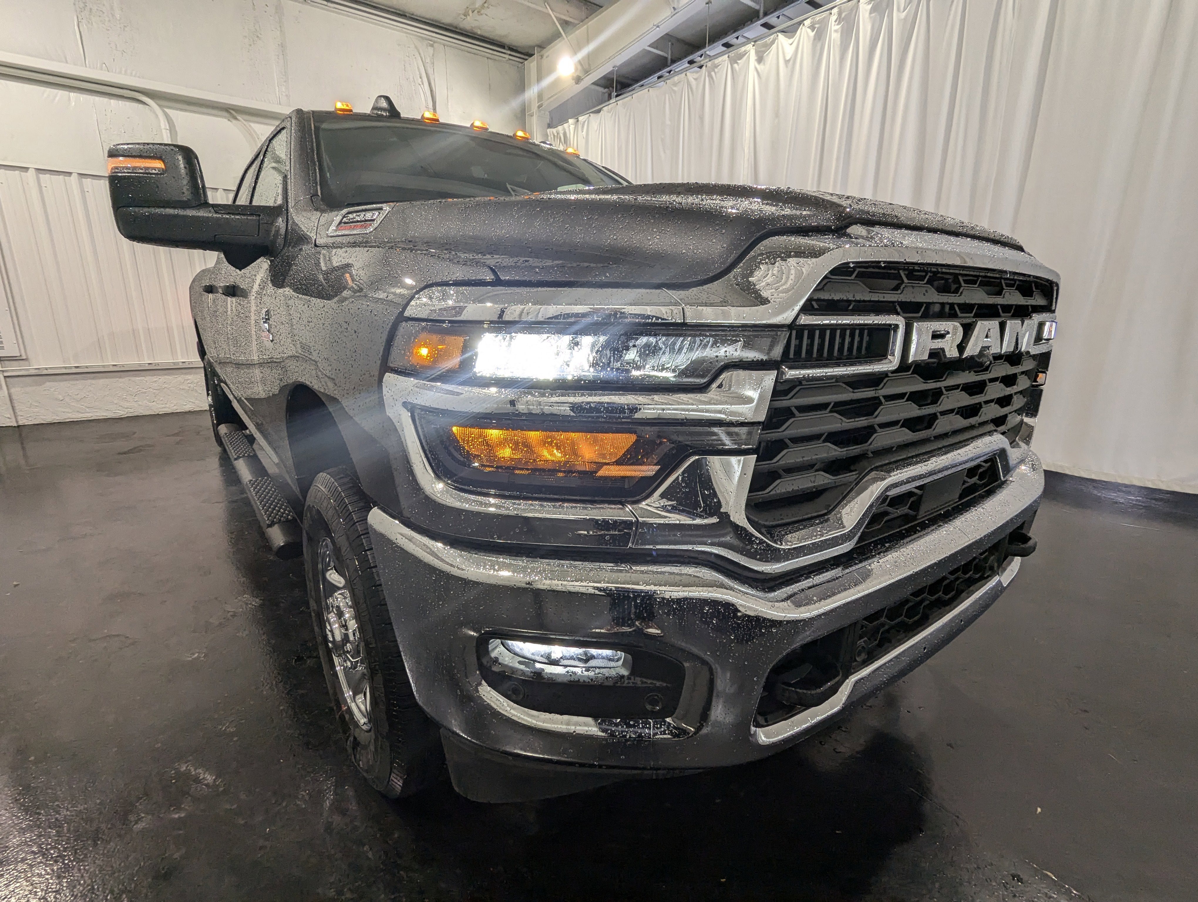 2025 RAM Ram 2500 RAM 2500 TRADESMAN CREW CAB 4X4 8' BOX