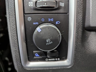 2017 RAM 1500 Big Horn Crew Cab 4x4 5'7' Box