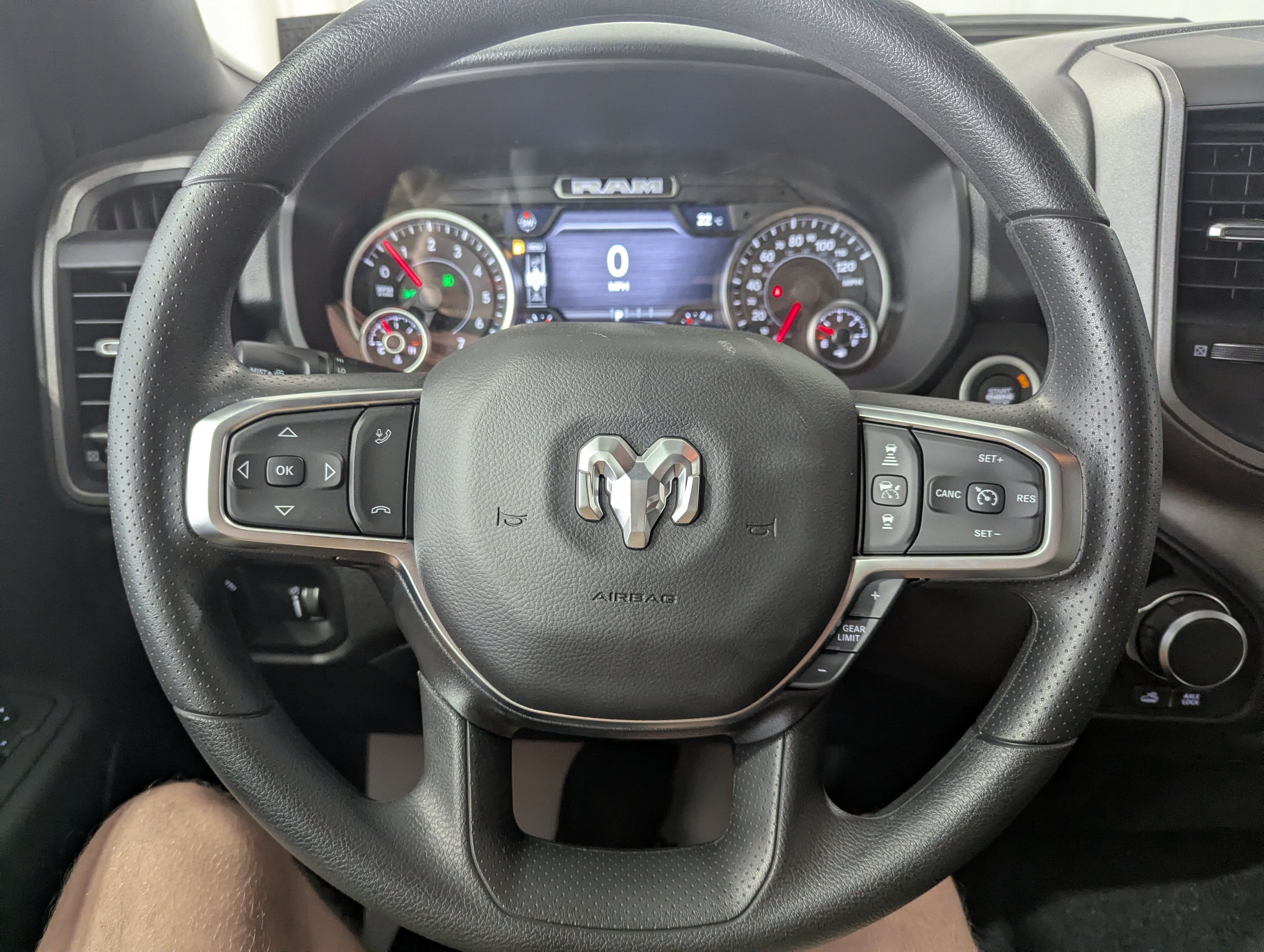 2026 RAM Ram 1500 RAM 1500 WARLOCK CREW CAB 4X4 5'7' BOX