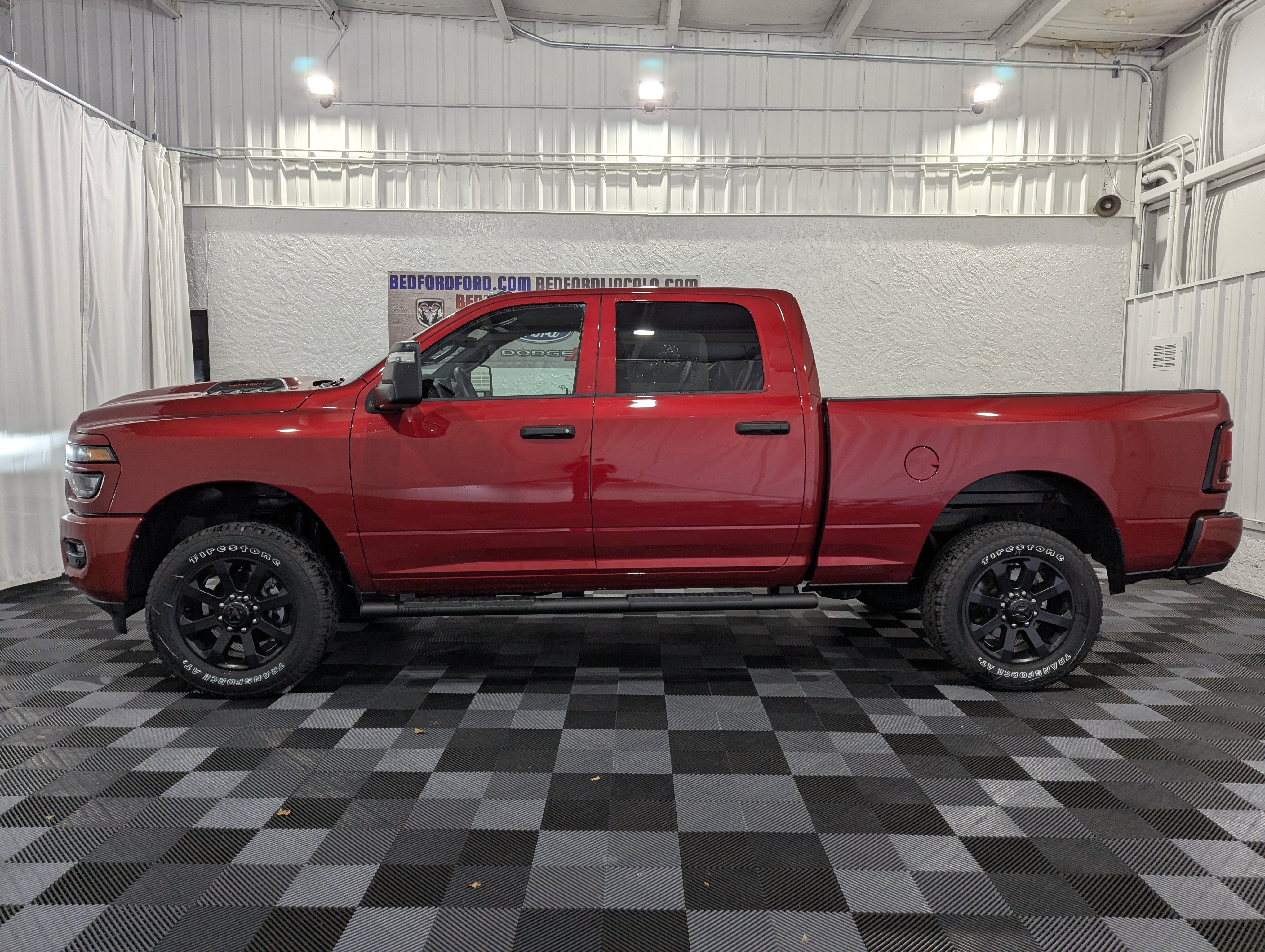2026 RAM 2500 RAM 2500 BLACK EXPRESS CREW CAB 4X4 6'4' BOX