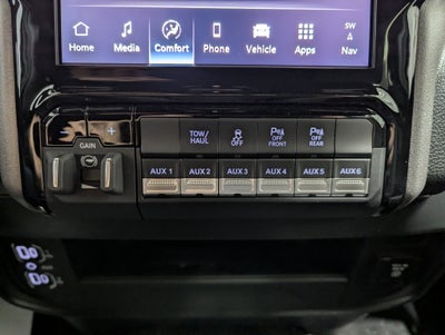 2026 RAM 2500 RAM 2500 BLACK EXPRESS CREW CAB 4X4 6'4' BOX