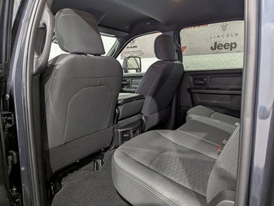 2026 RAM Ram 2500 RAM 2500 BLACK EXPRESS CREW CAB 4X4 6'4' BOX