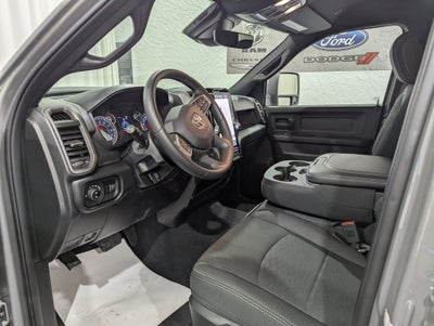 2026 RAM Ram 2500 RAM 2500 BLACK EXPRESS CREW CAB 4X4 6'4' BOX