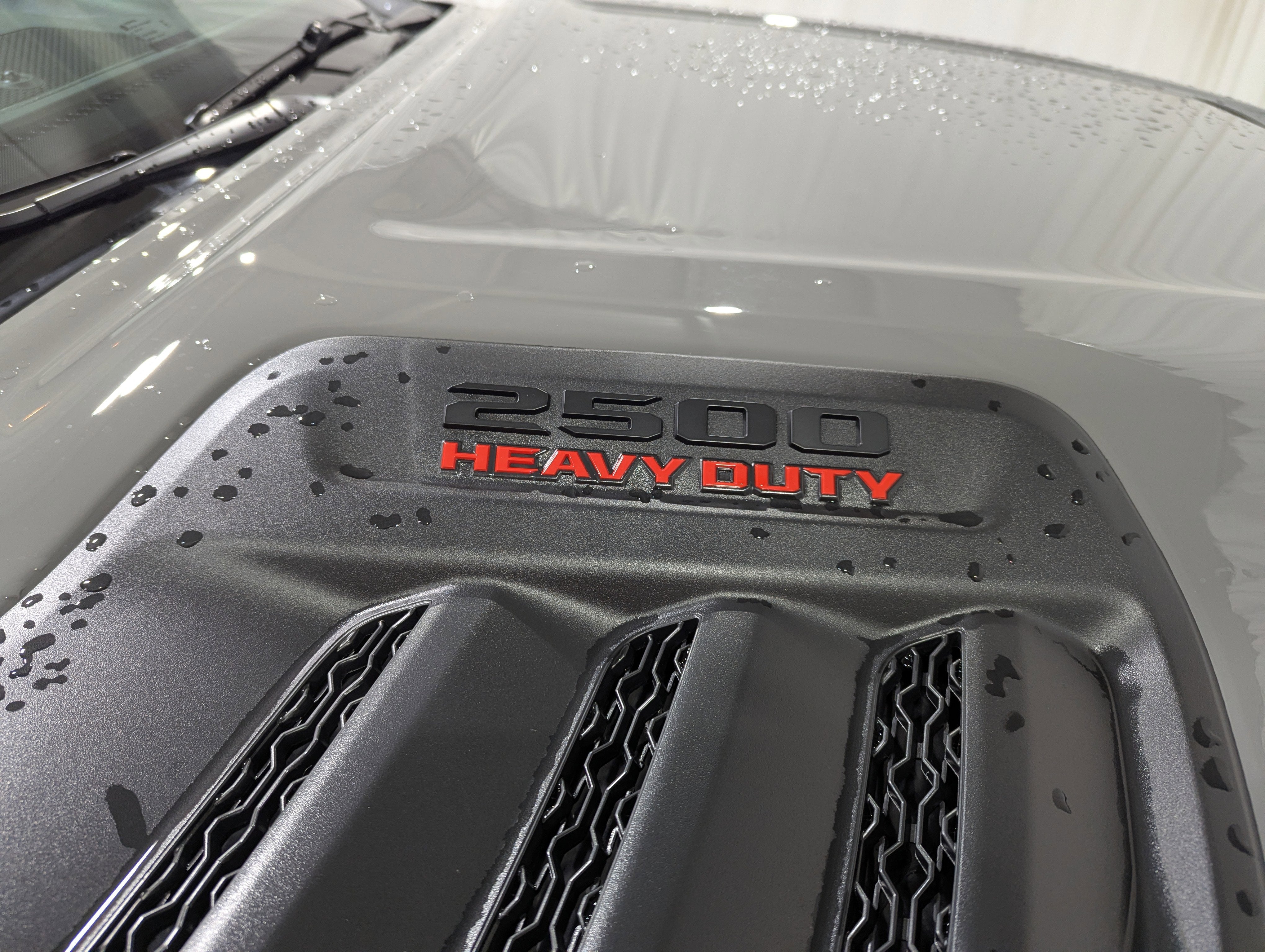 2026 RAM Ram 2500 RAM 2500 BLACK EXPRESS CREW CAB 4X4 6'4' BOX