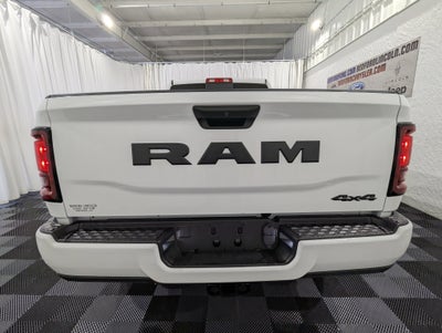 2026 RAM Ram 2500 RAM 2500 BLACK EXPRESS CREW CAB 4X4 6'4' BOX