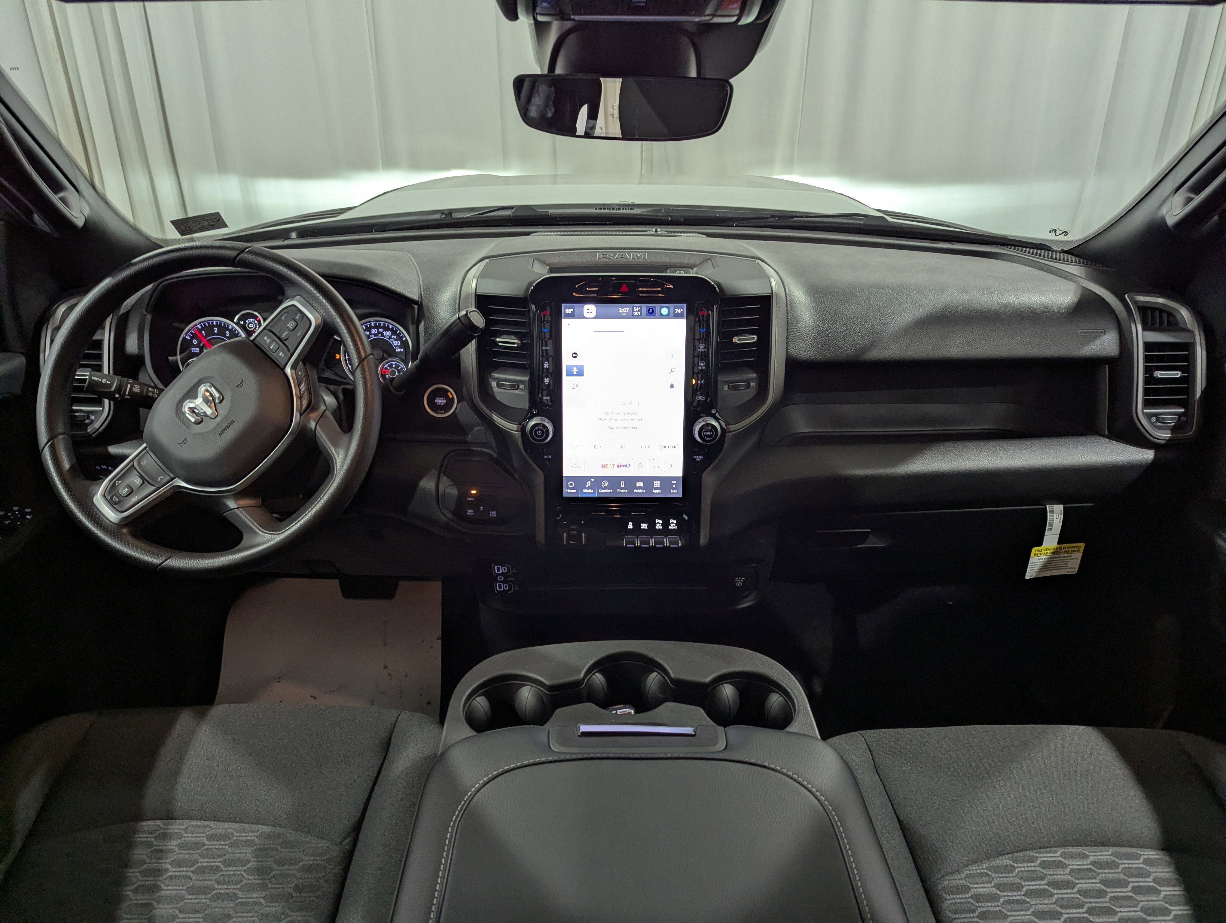 2026 RAM Ram 2500 RAM 2500 BLACK EXPRESS CREW CAB 4X4 6'4' BOX