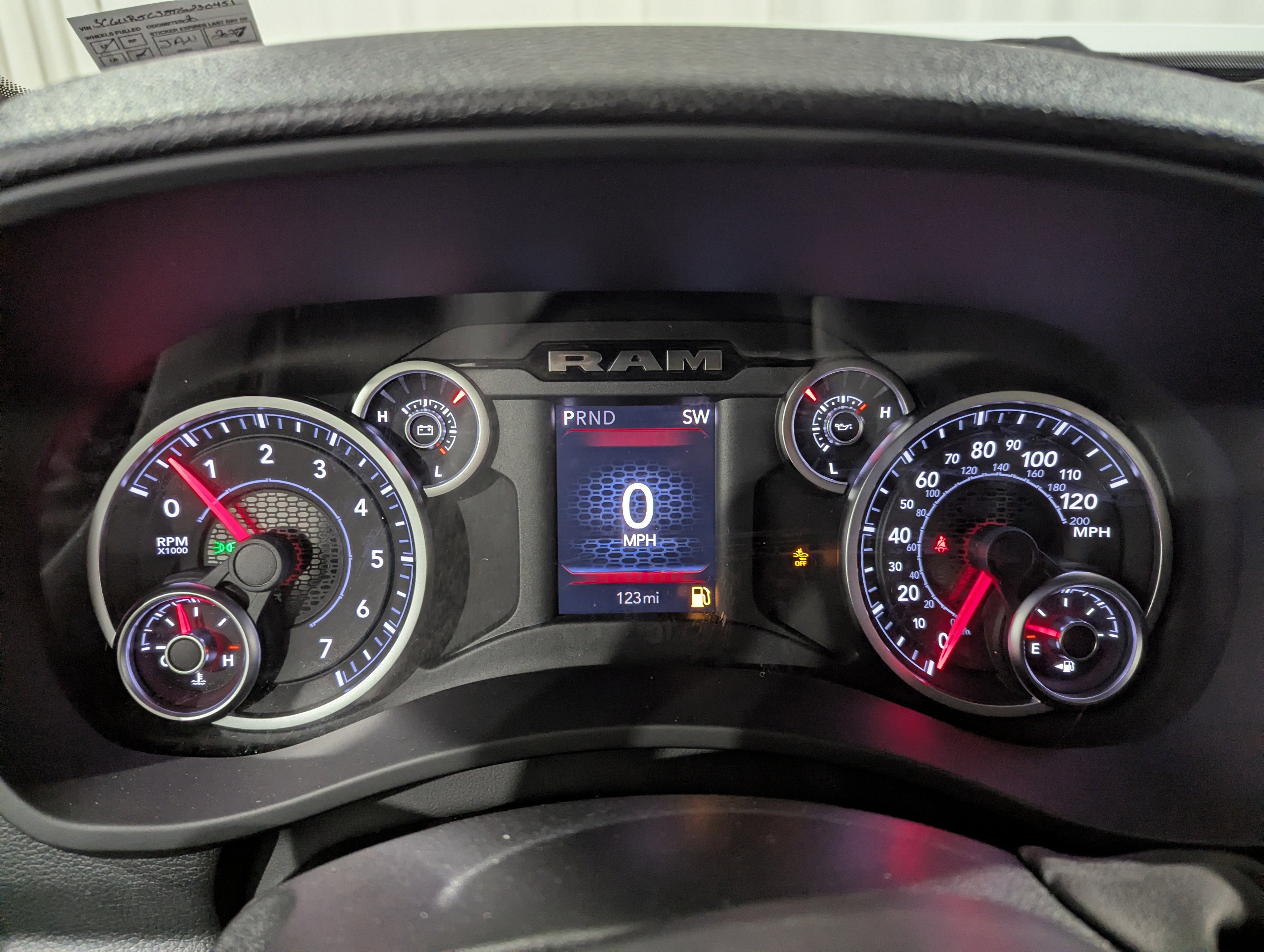 2026 RAM Ram 2500 RAM 2500 BLACK EXPRESS CREW CAB 4X4 6'4' BOX