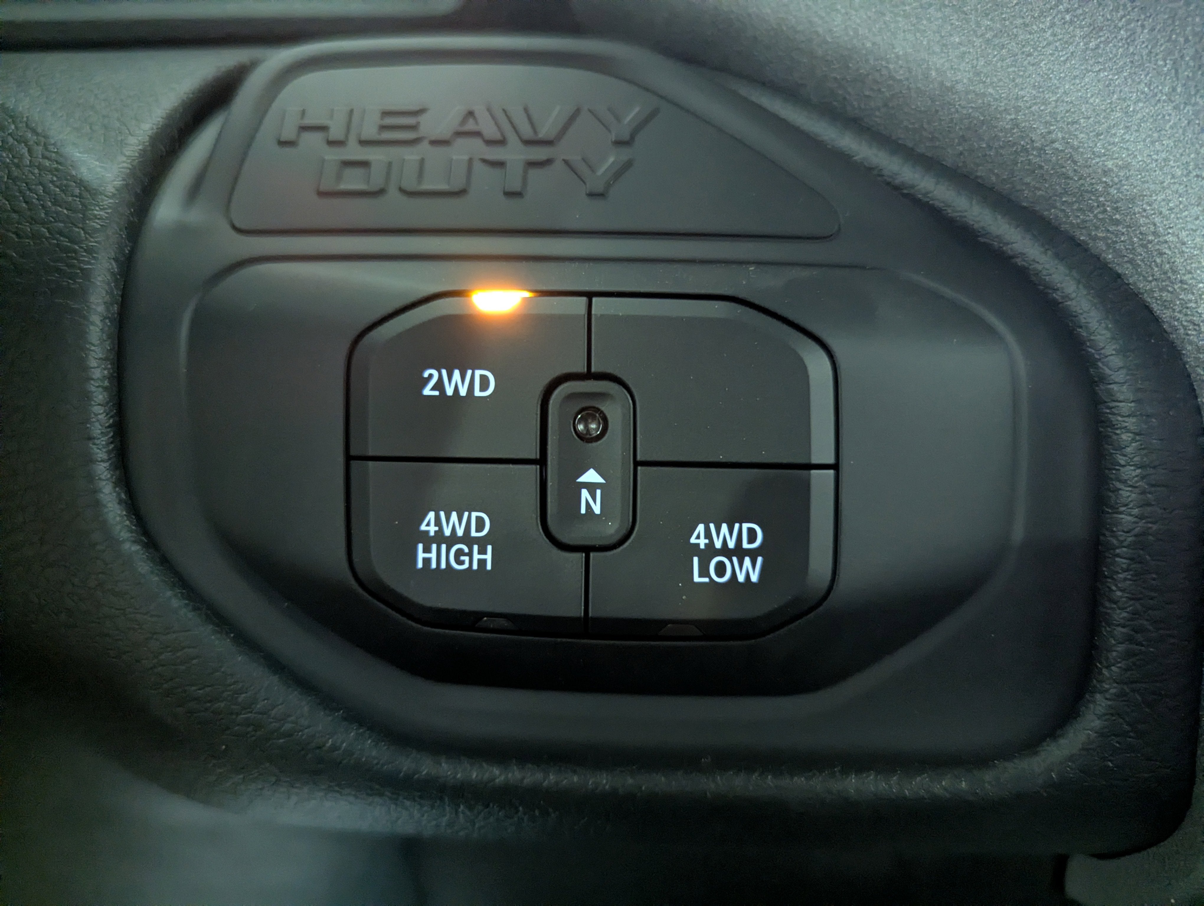 2026 RAM Ram 2500 RAM 2500 BLACK EXPRESS CREW CAB 4X4 6'4' BOX