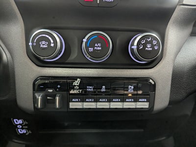 2020 RAM 2500 Tradesman Crew Cab 4x4 6'4' Box