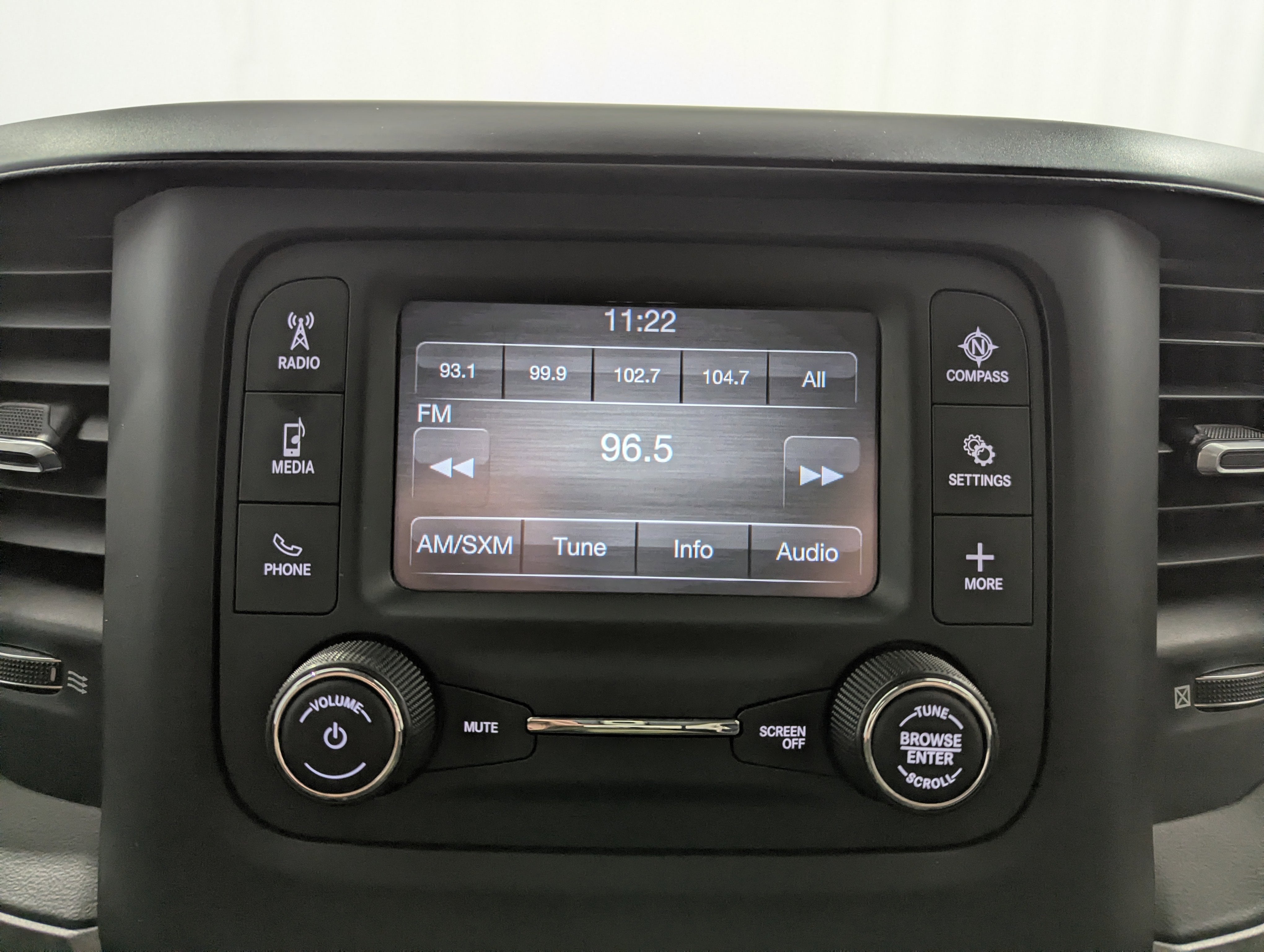 2020 RAM 2500 Tradesman Crew Cab 4x4 6'4' Box