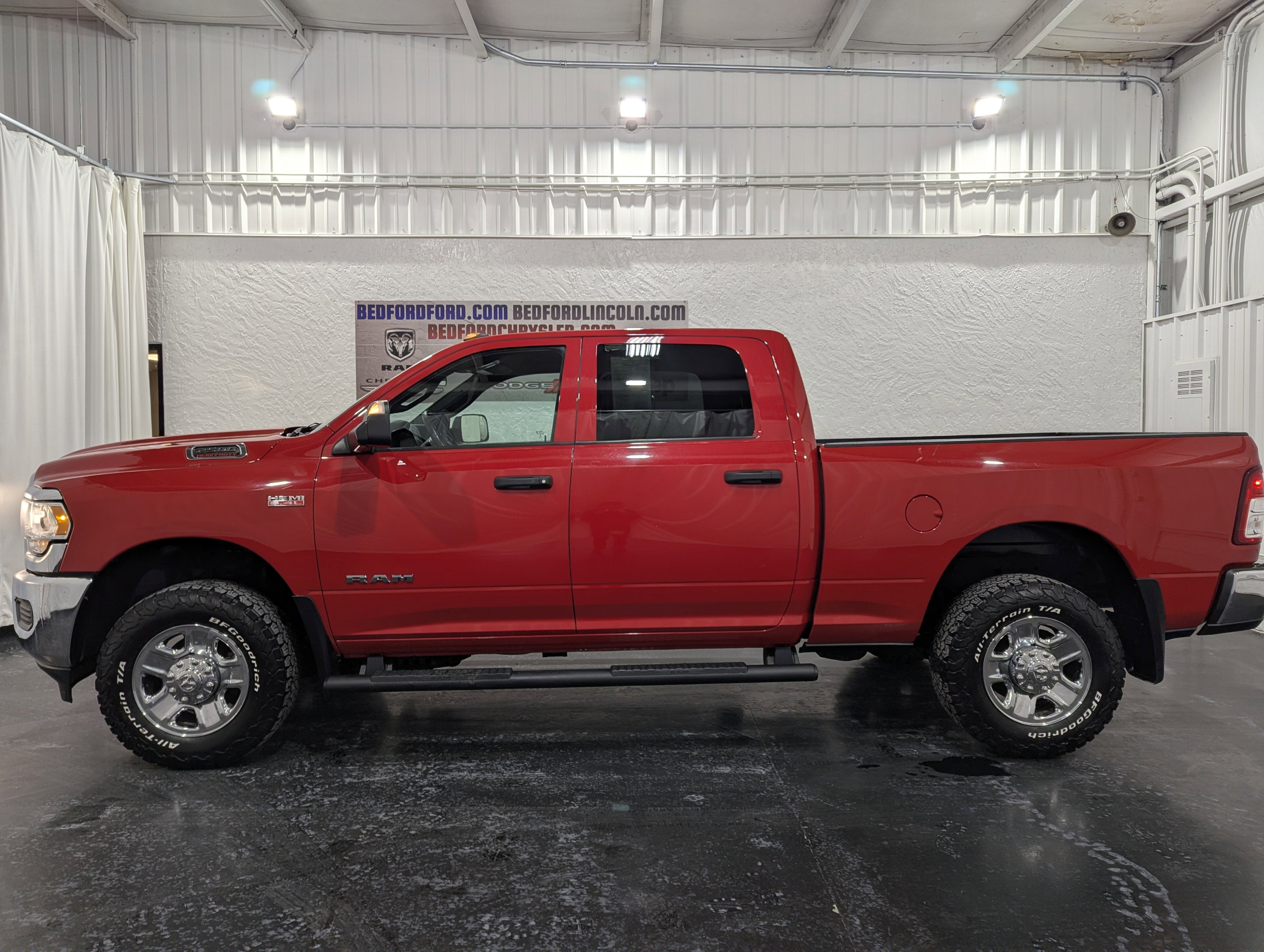 2021 RAM 2500 Tradesman Crew Cab 4x4 6'4' Box