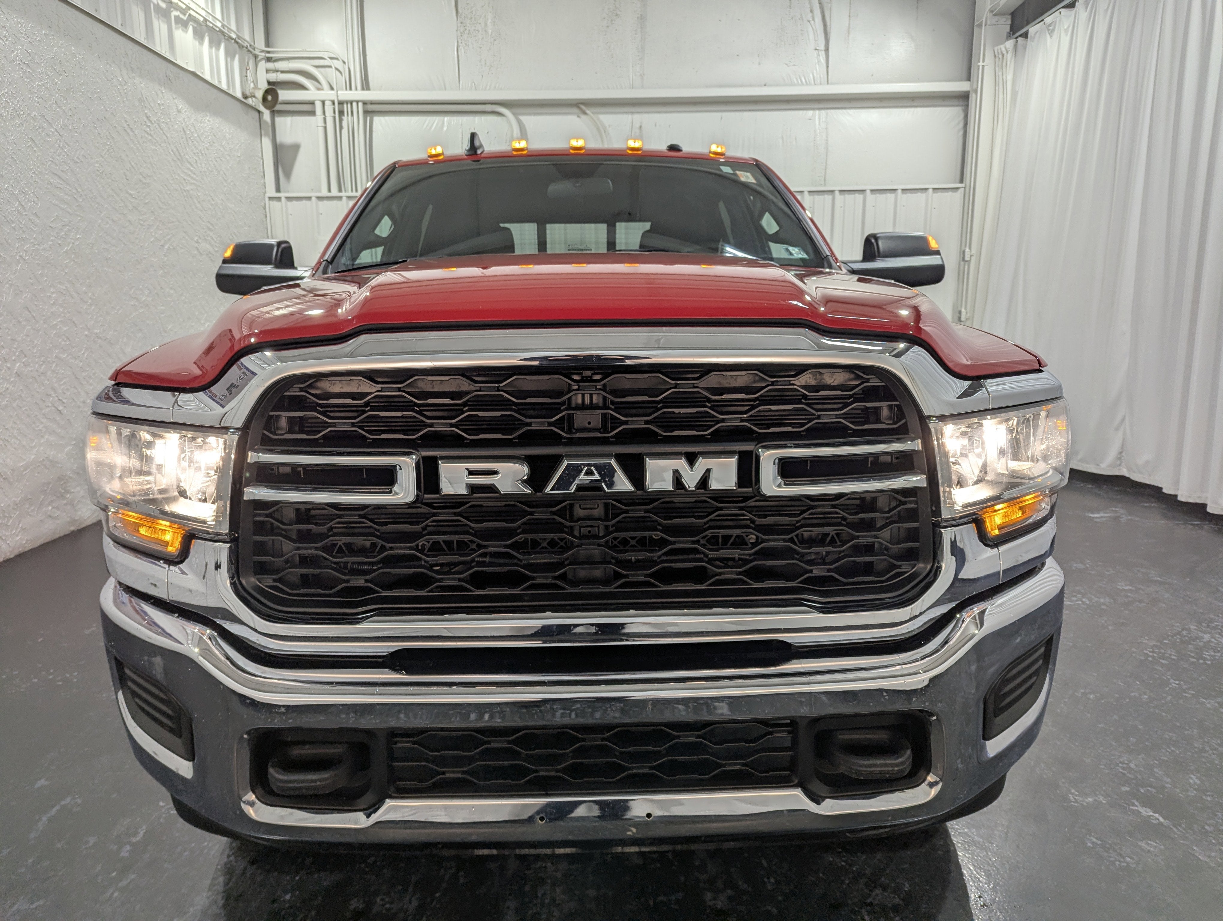2021 RAM 2500 Tradesman Crew Cab 4x4 6'4' Box