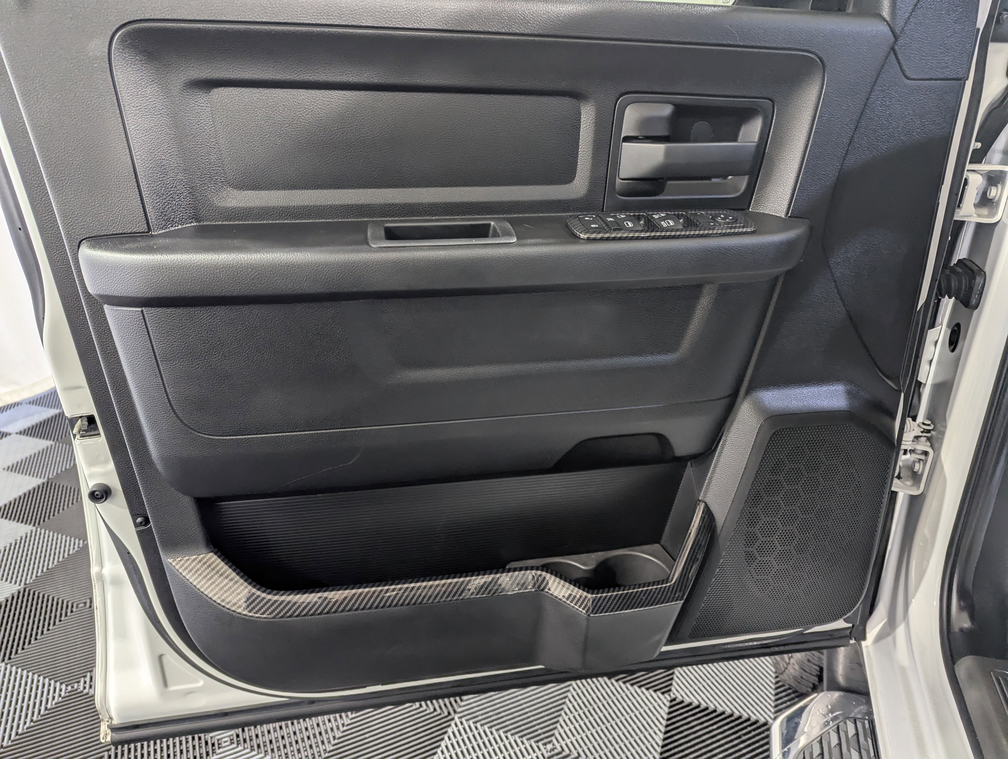 2020 RAM 2500 Tradesman Crew Cab 4x4 6'4' Box