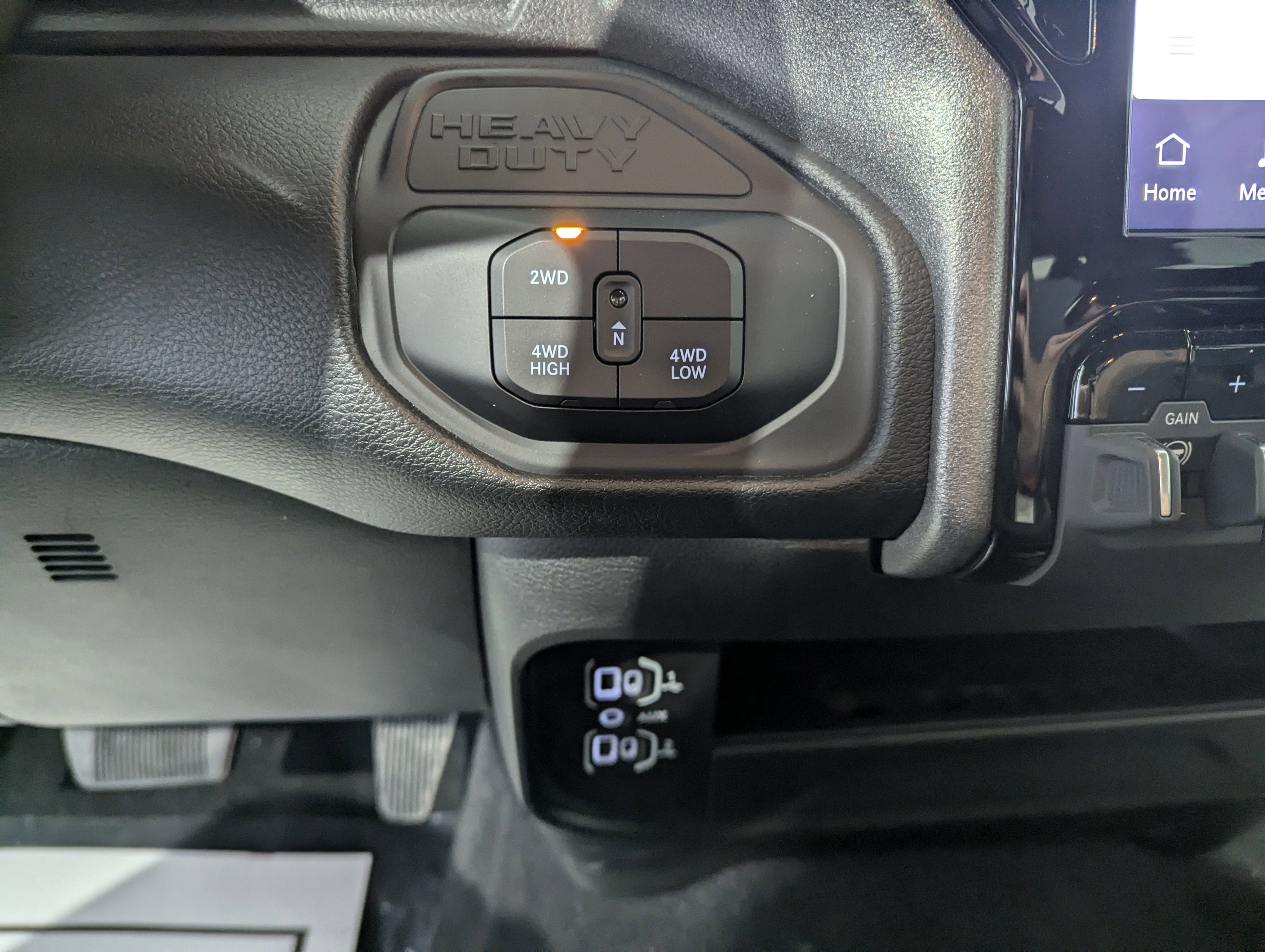 2025 RAM Ram 2500 RAM 2500 TRADESMAN CREW CAB 4X4 6'4' BOX