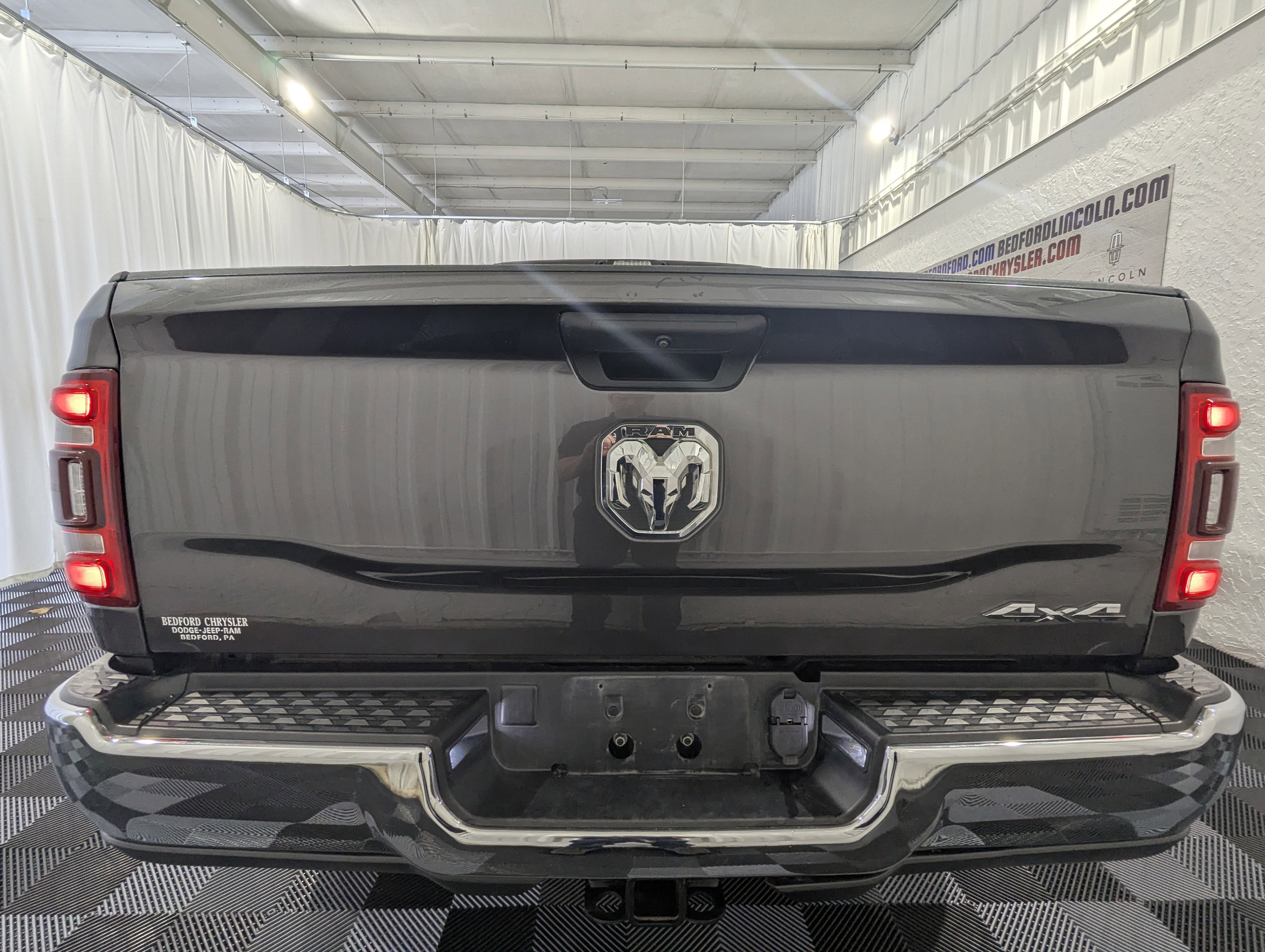 2024 RAM 2500 Tradesman Crew Cab 4x4 6'4' Box