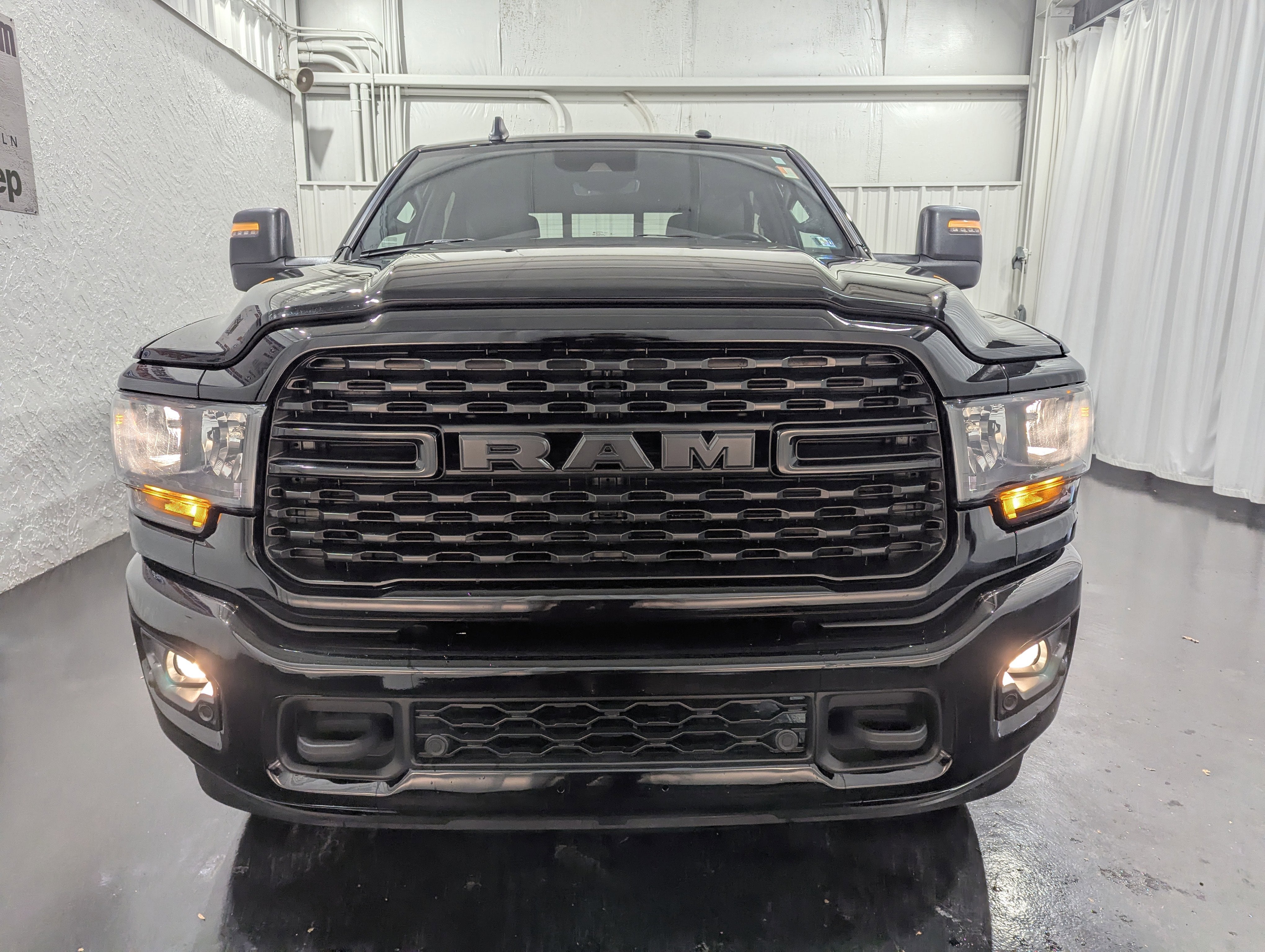 2024 RAM 2500 Big Horn Crew Cab 4x4 6'4' Box