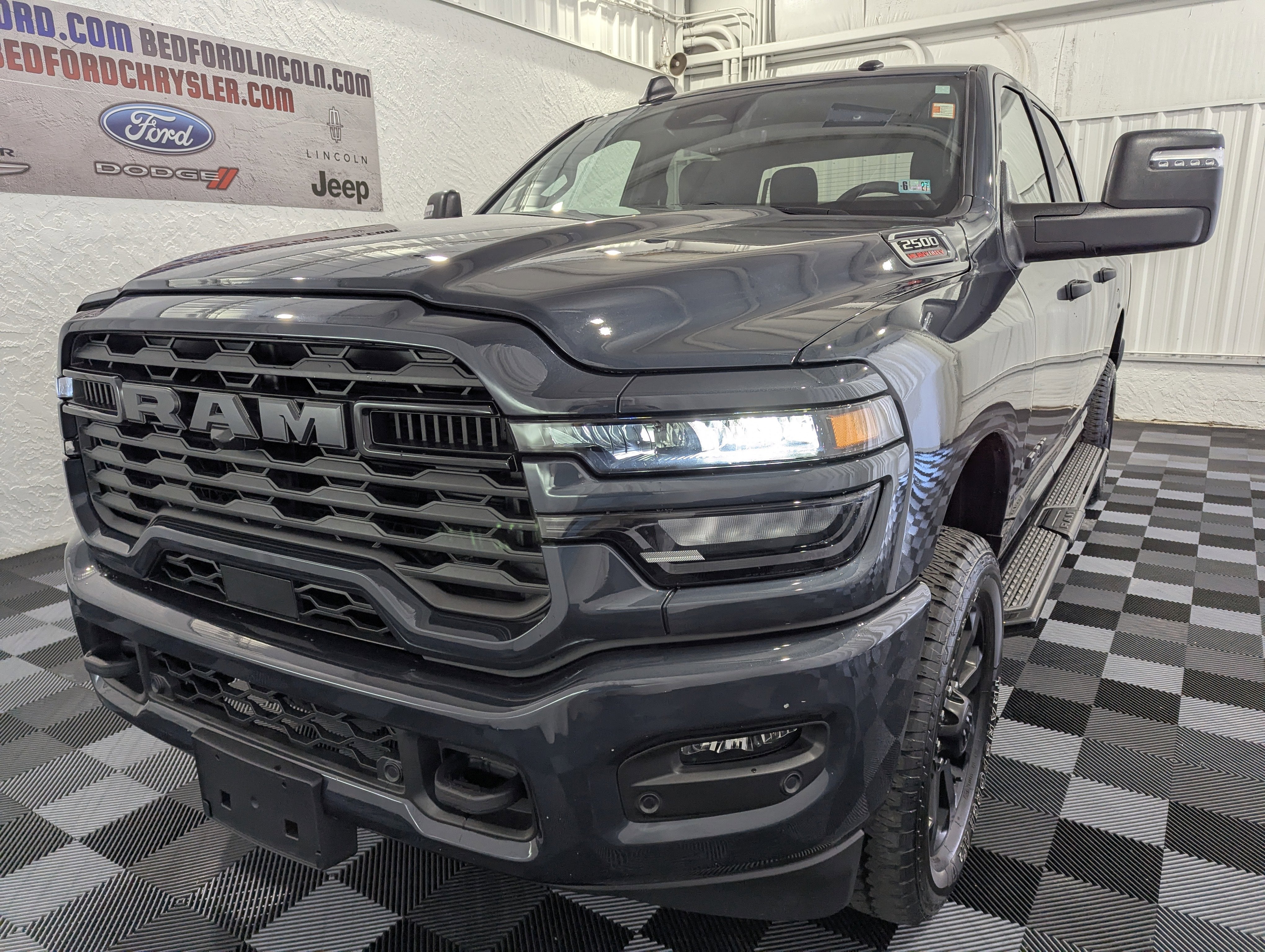 2025 RAM 2500 Big Horn Crew Cab 4x4 6'4' Box