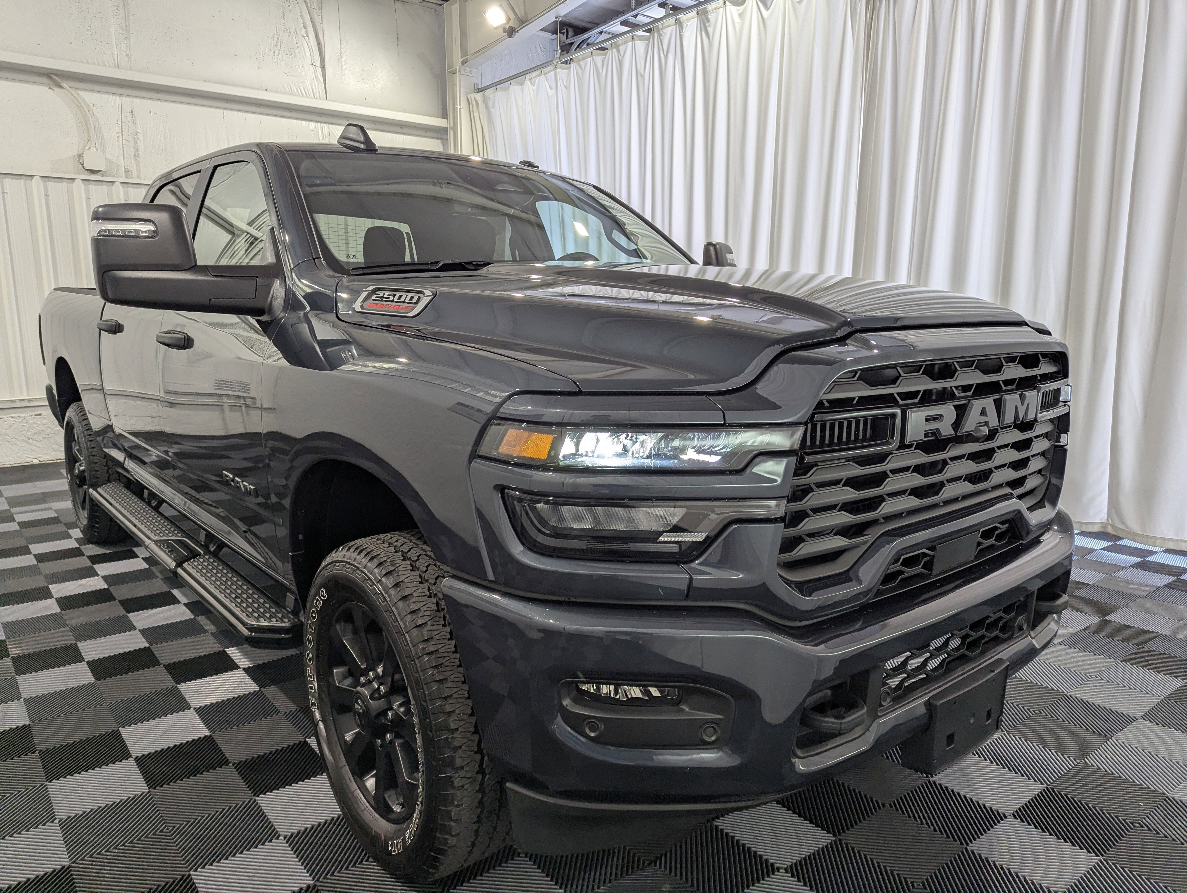 2025 RAM 2500 Big Horn Crew Cab 4x4 6'4' Box