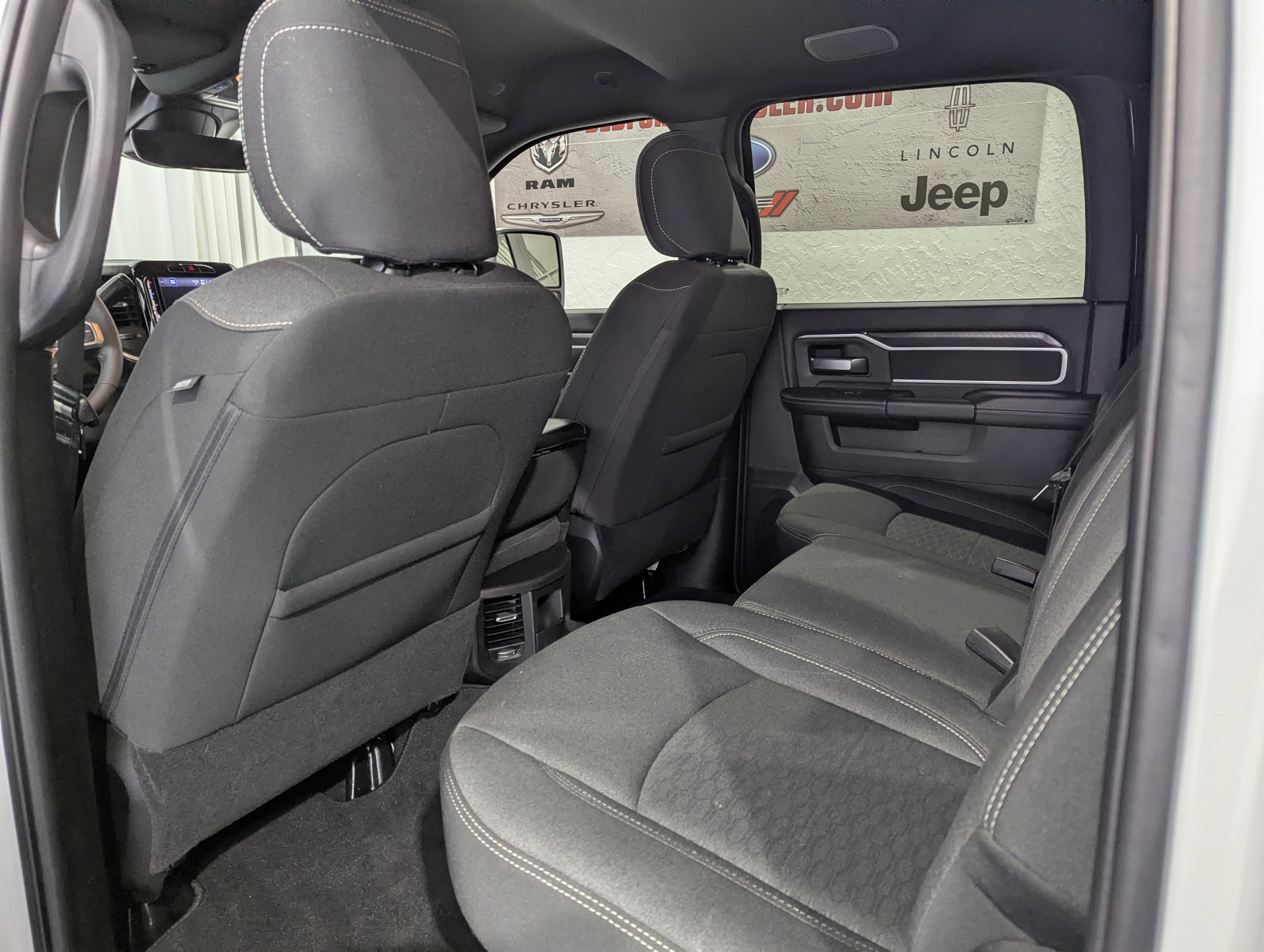 2025 RAM 2500 Big Horn Crew Cab 4x4 6'4' Box