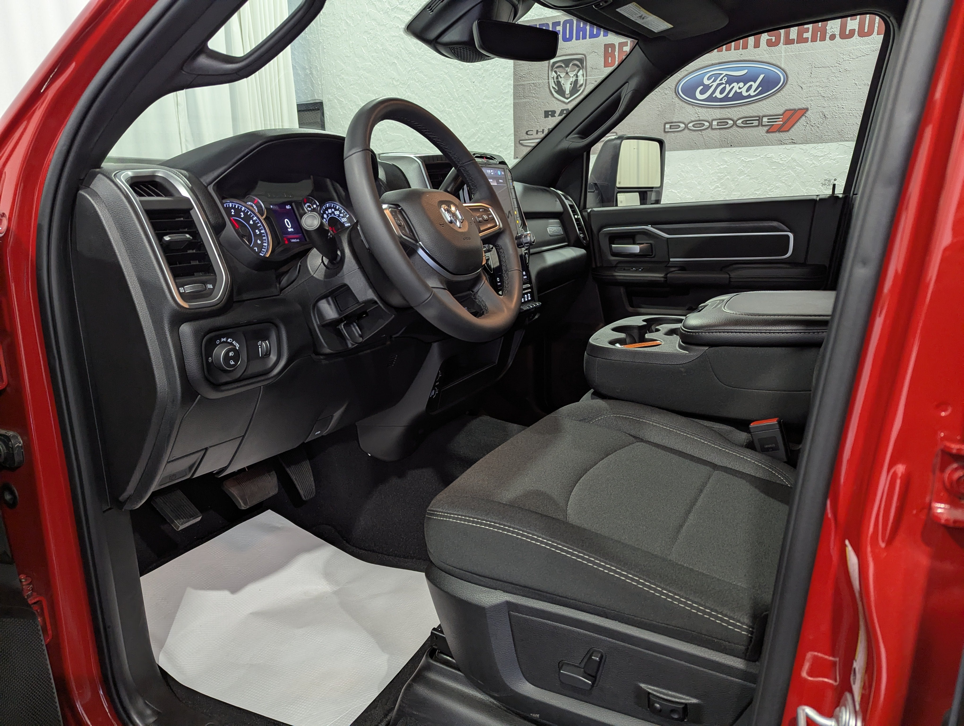 2026 RAM 2500 Big Horn Crew Cab 4x4 6'4' Box