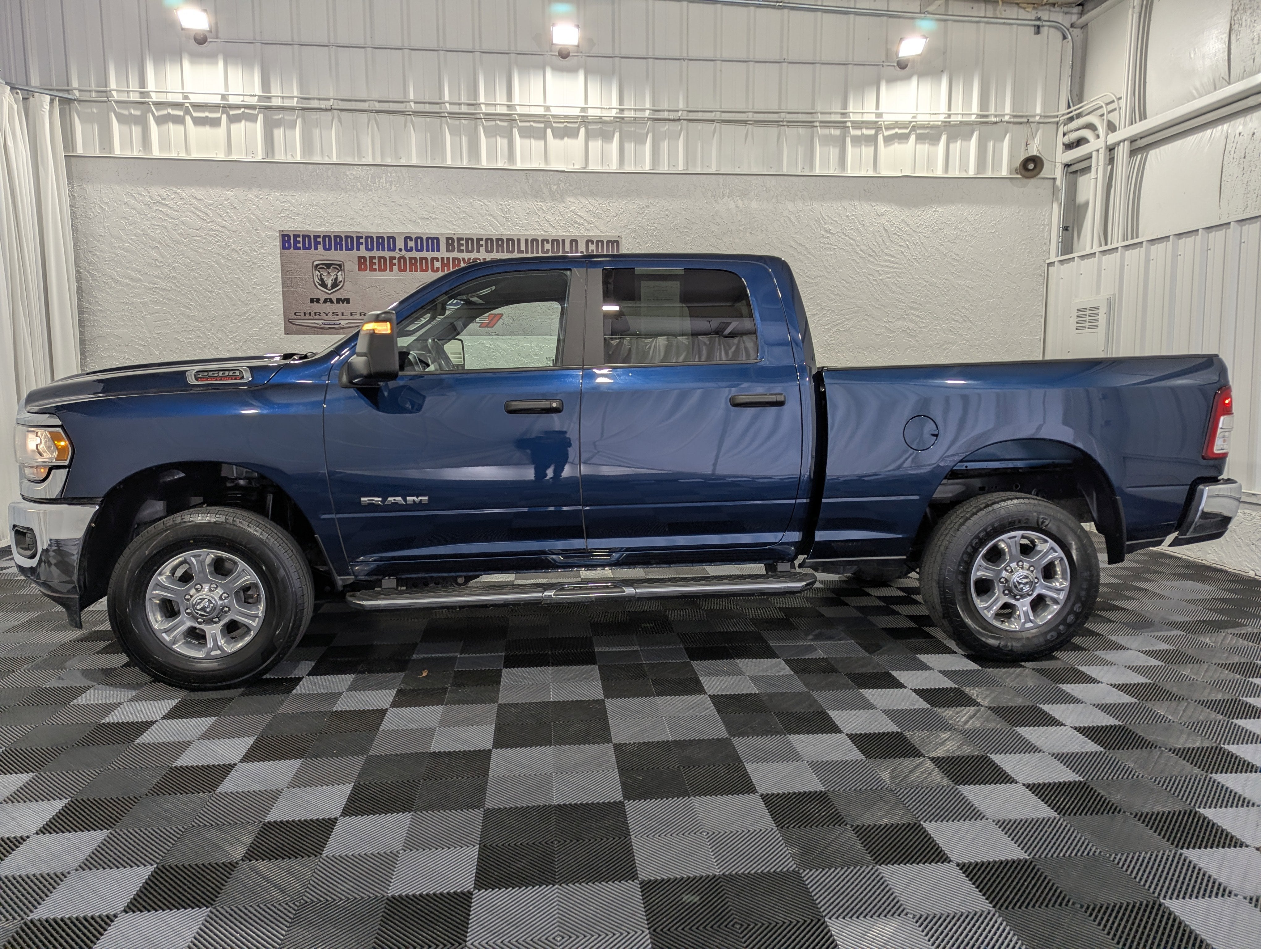 2024 RAM 2500 Big Horn Crew Cab 4x4 6'4' Box