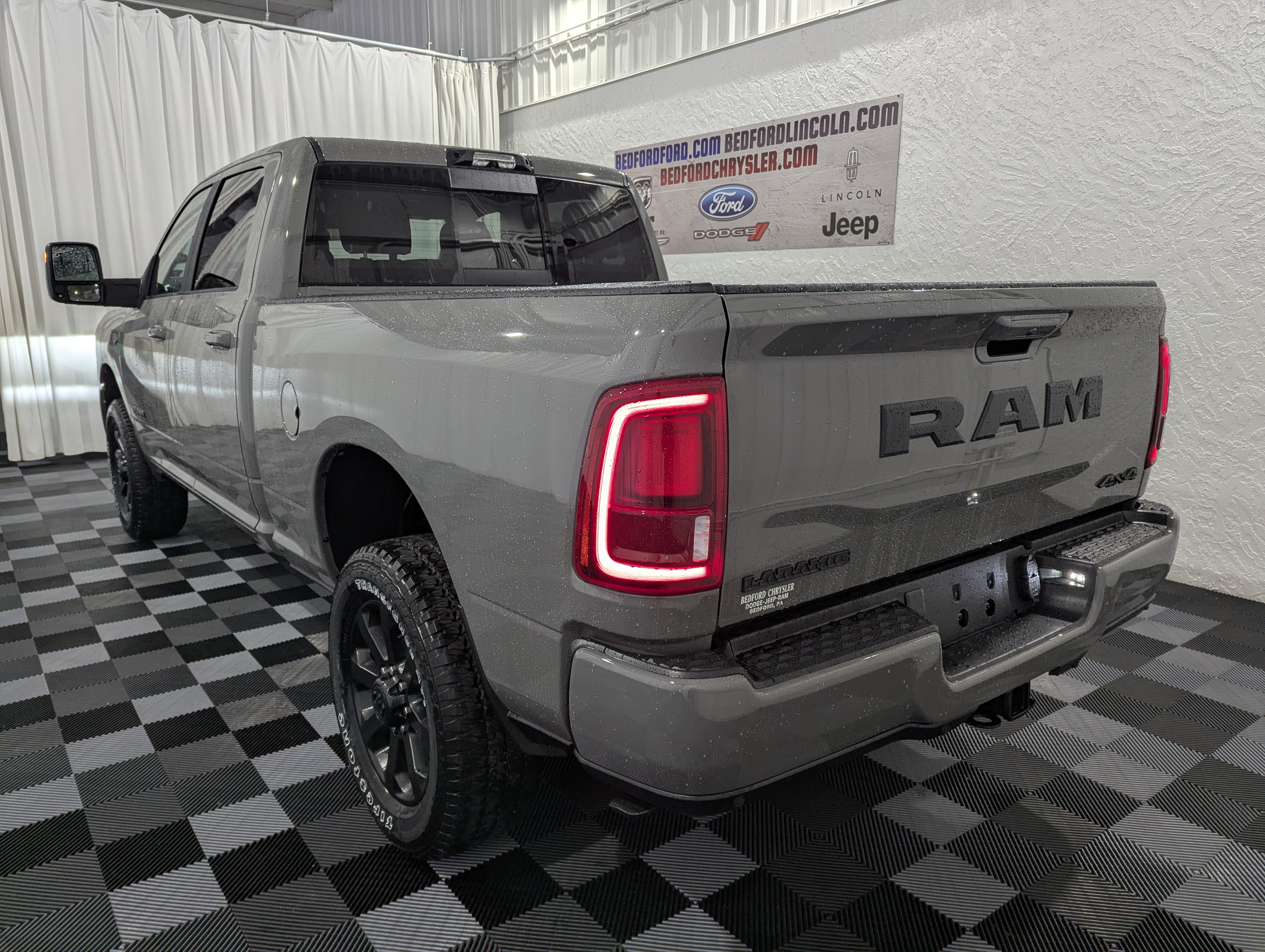 2027 RAM 2500 RAM 2500 LARAMIE CREW CAB 4X4 6'4' BOX